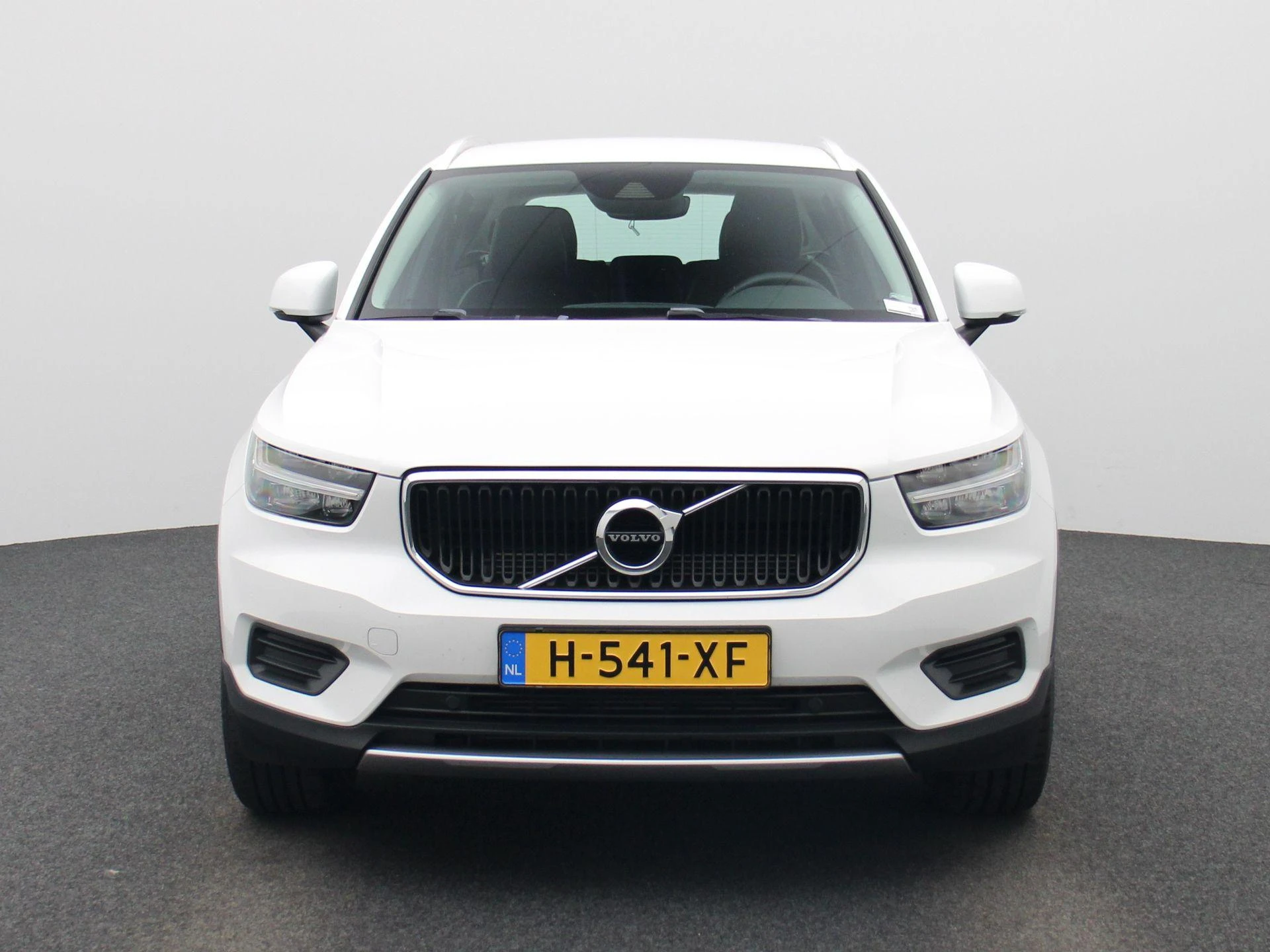 Volvo-XC40-image-4