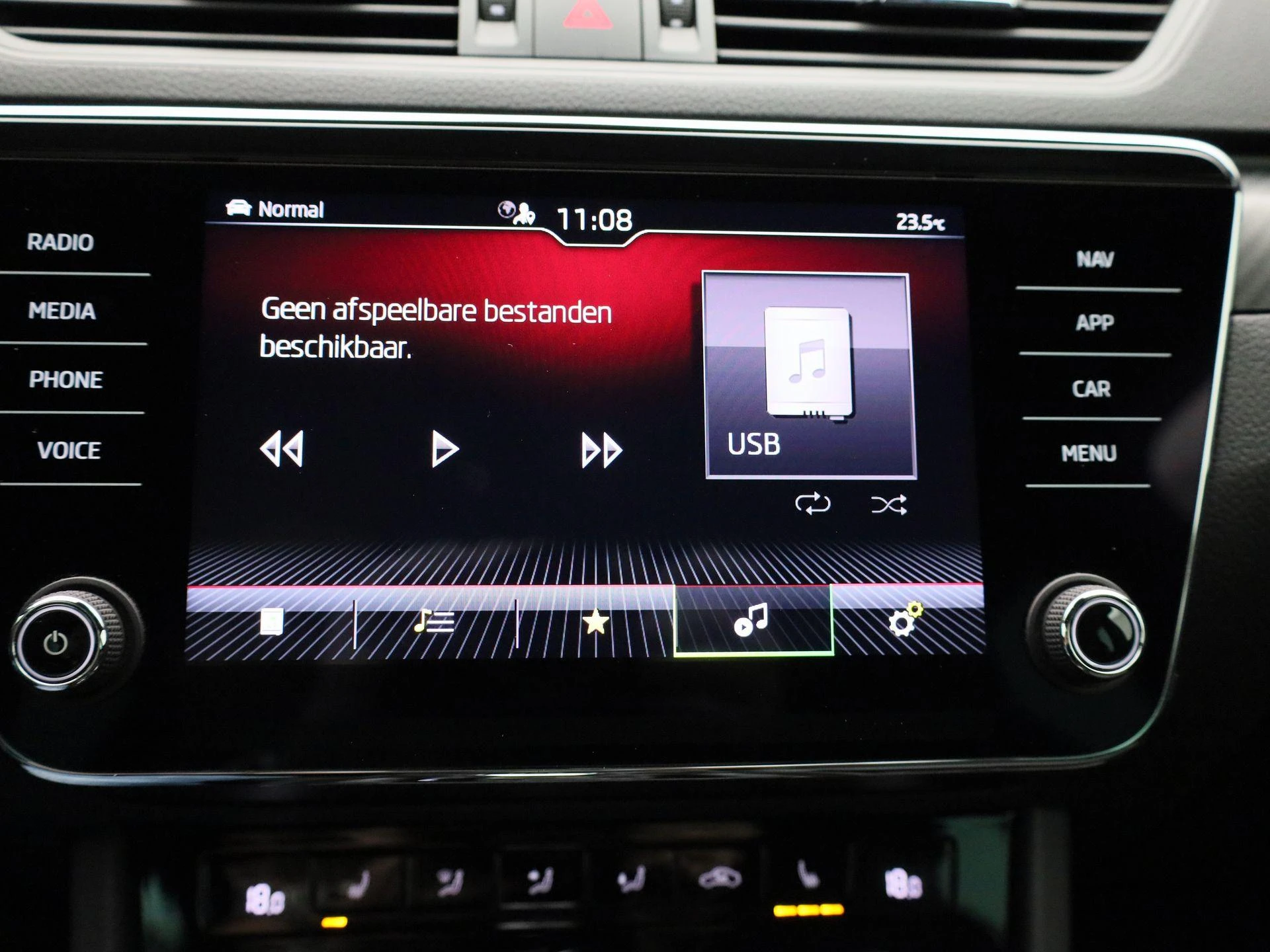 Škoda Superb Combi 1.4 TSI iV Sportline Business