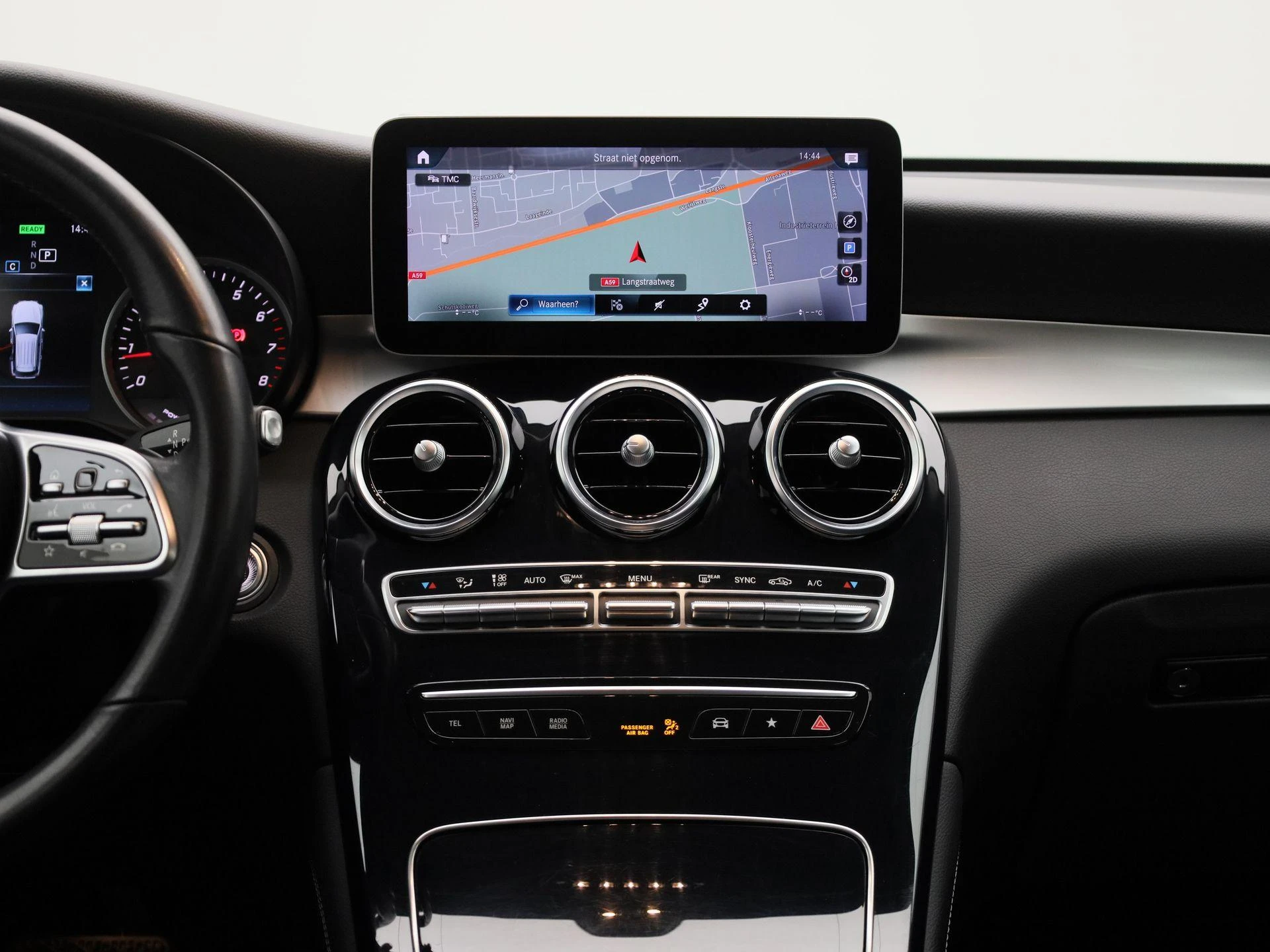 Mercedes-Benz-GLC-image-9