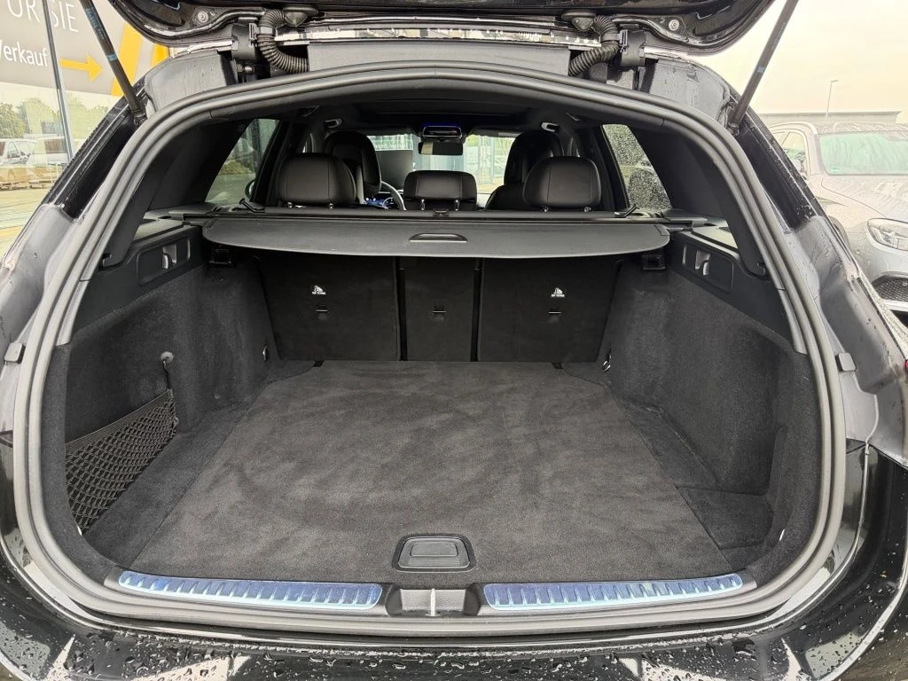 Mercedes-Benz-C-Klasse 220-image-13