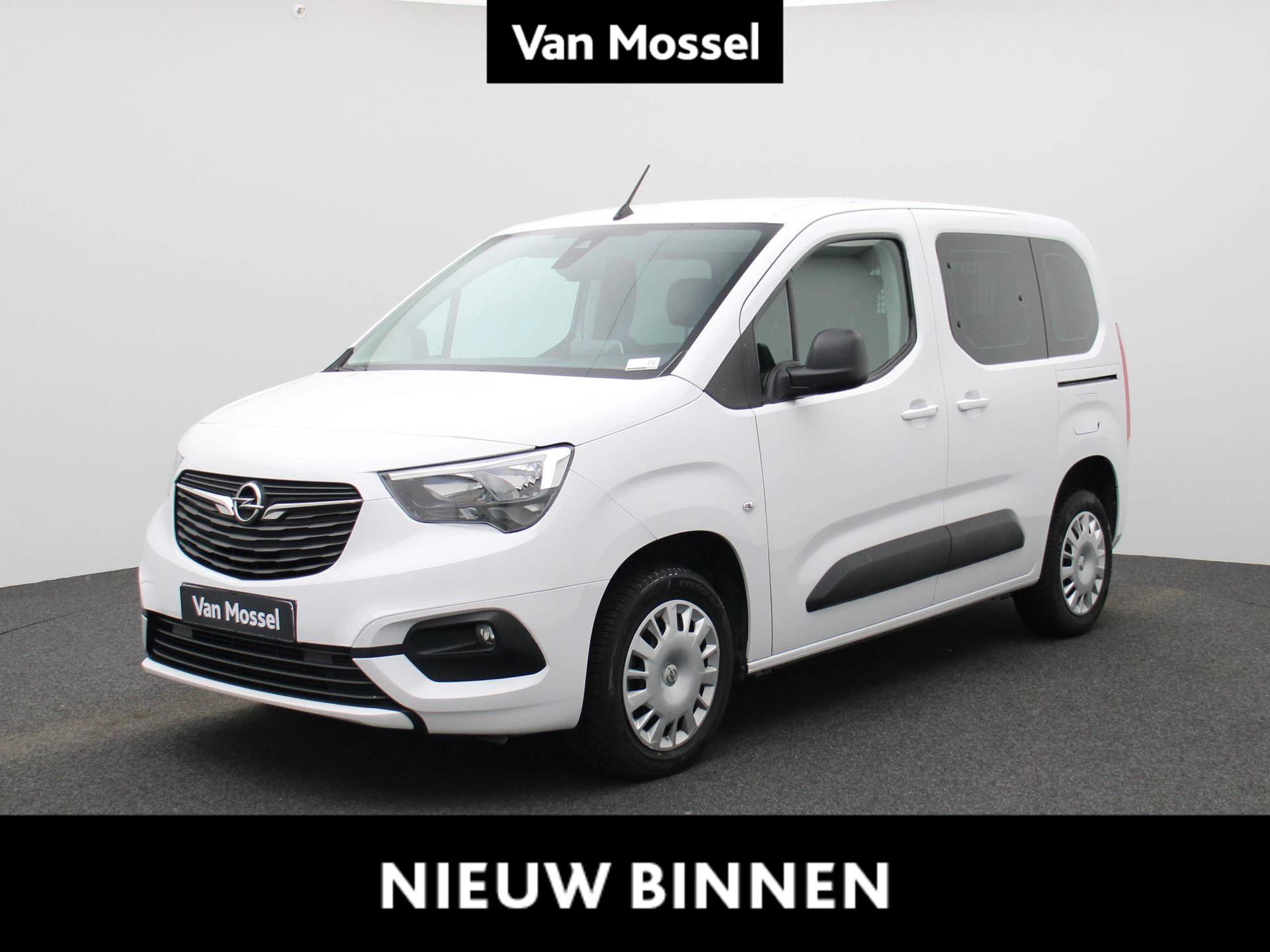 Opel-Combo-image-0