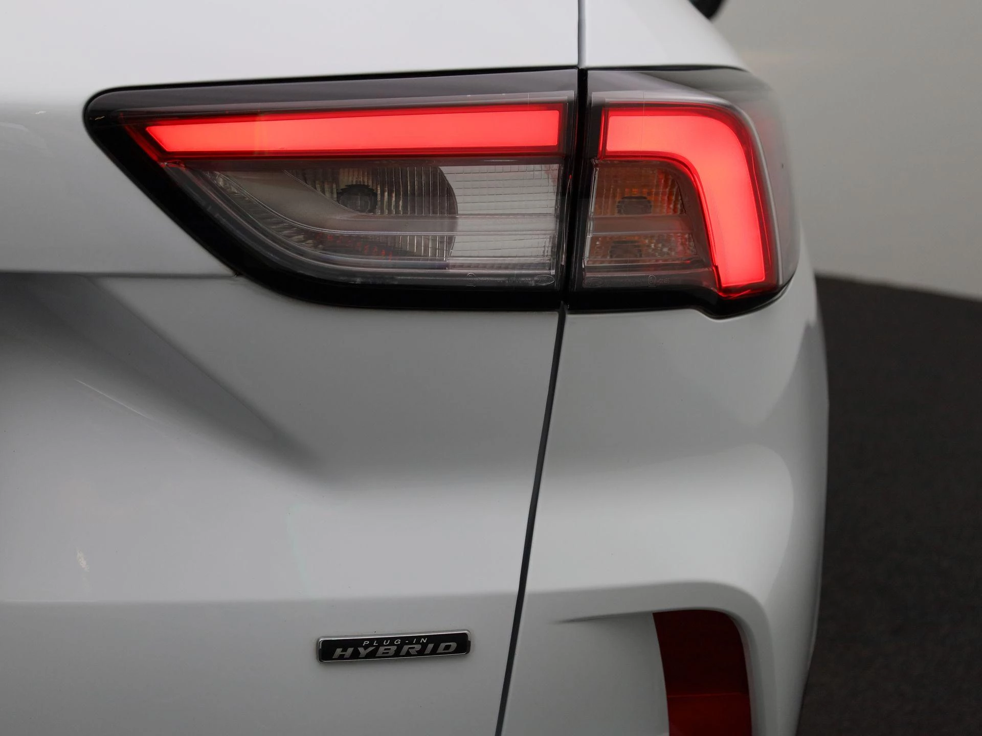 Ford Kuga 2.5 PHEV Titanium
