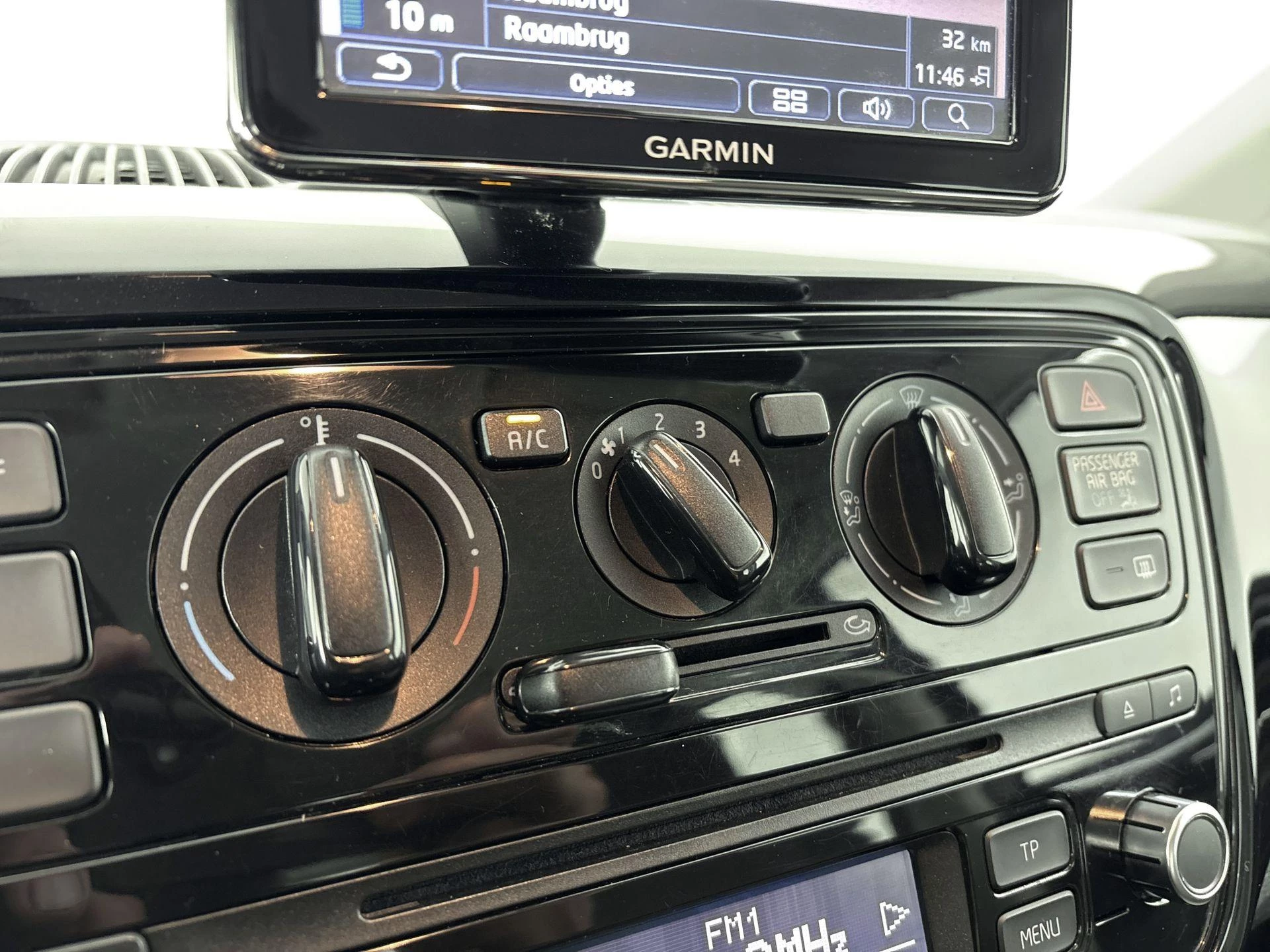 Volkswagen up! 1.0 move up! BlueMotion