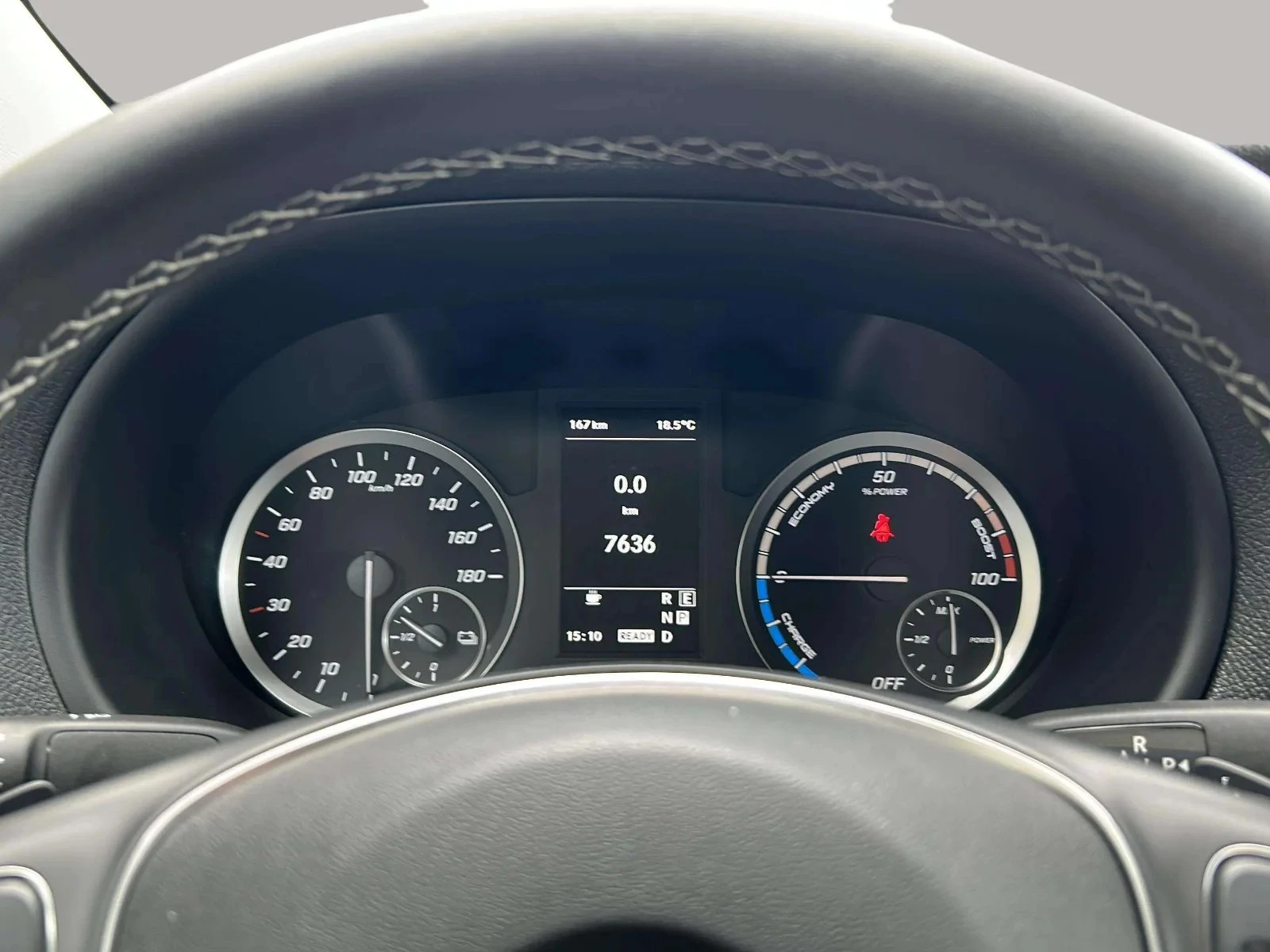 Mercedes-Benz-eVito-image-7