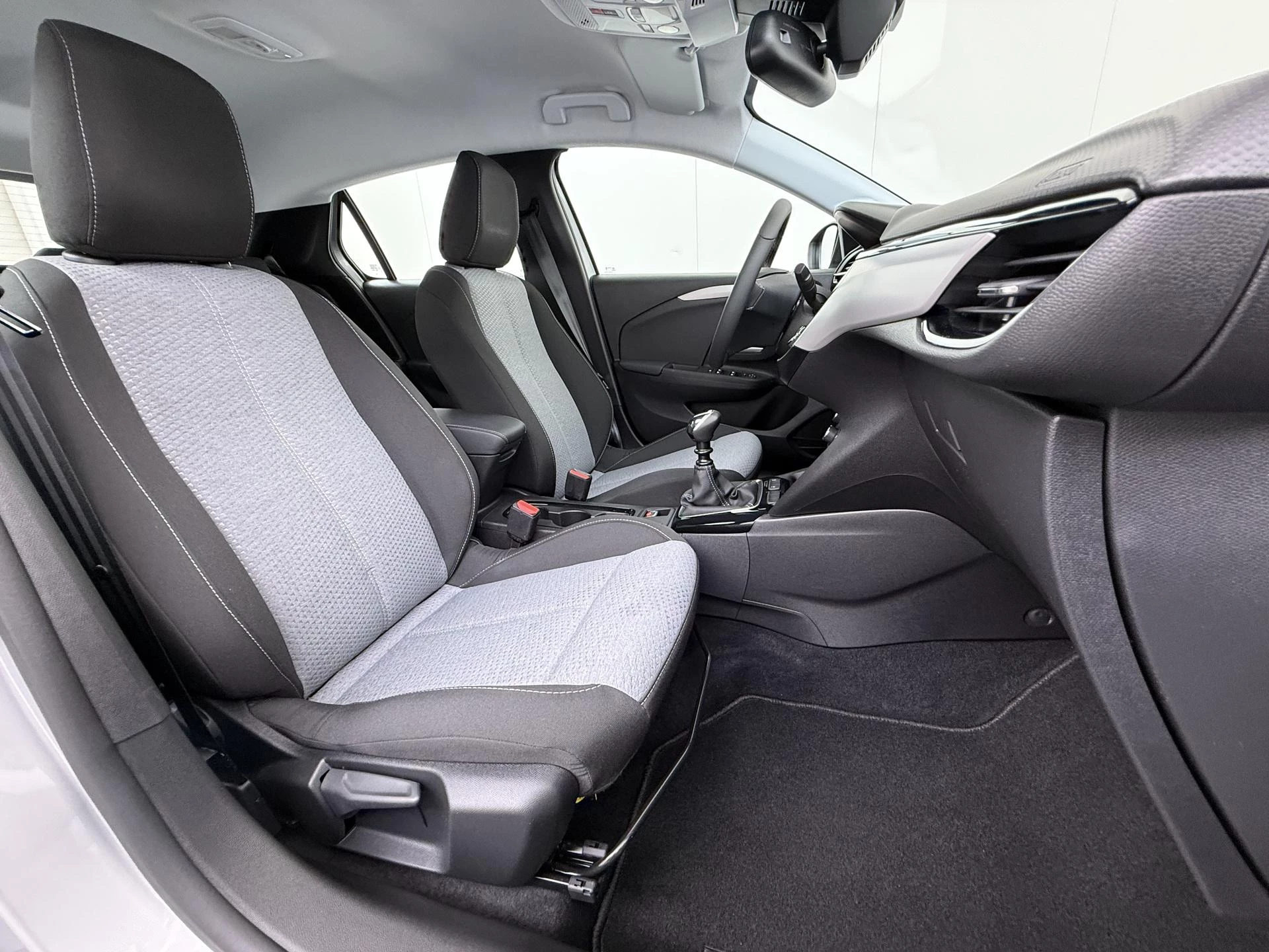 Opel-Corsa-image-27