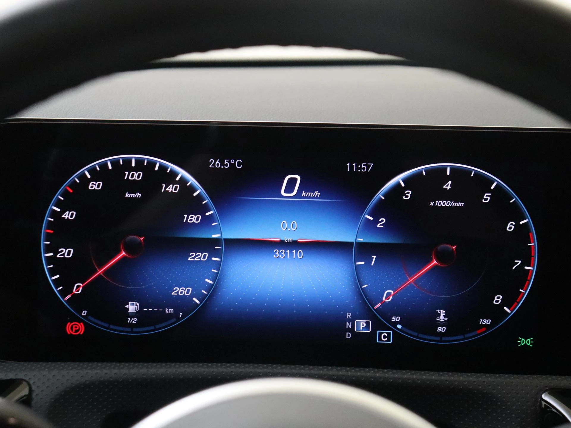 Mercedes-Benz CLA 180 Business Solution Luxury
