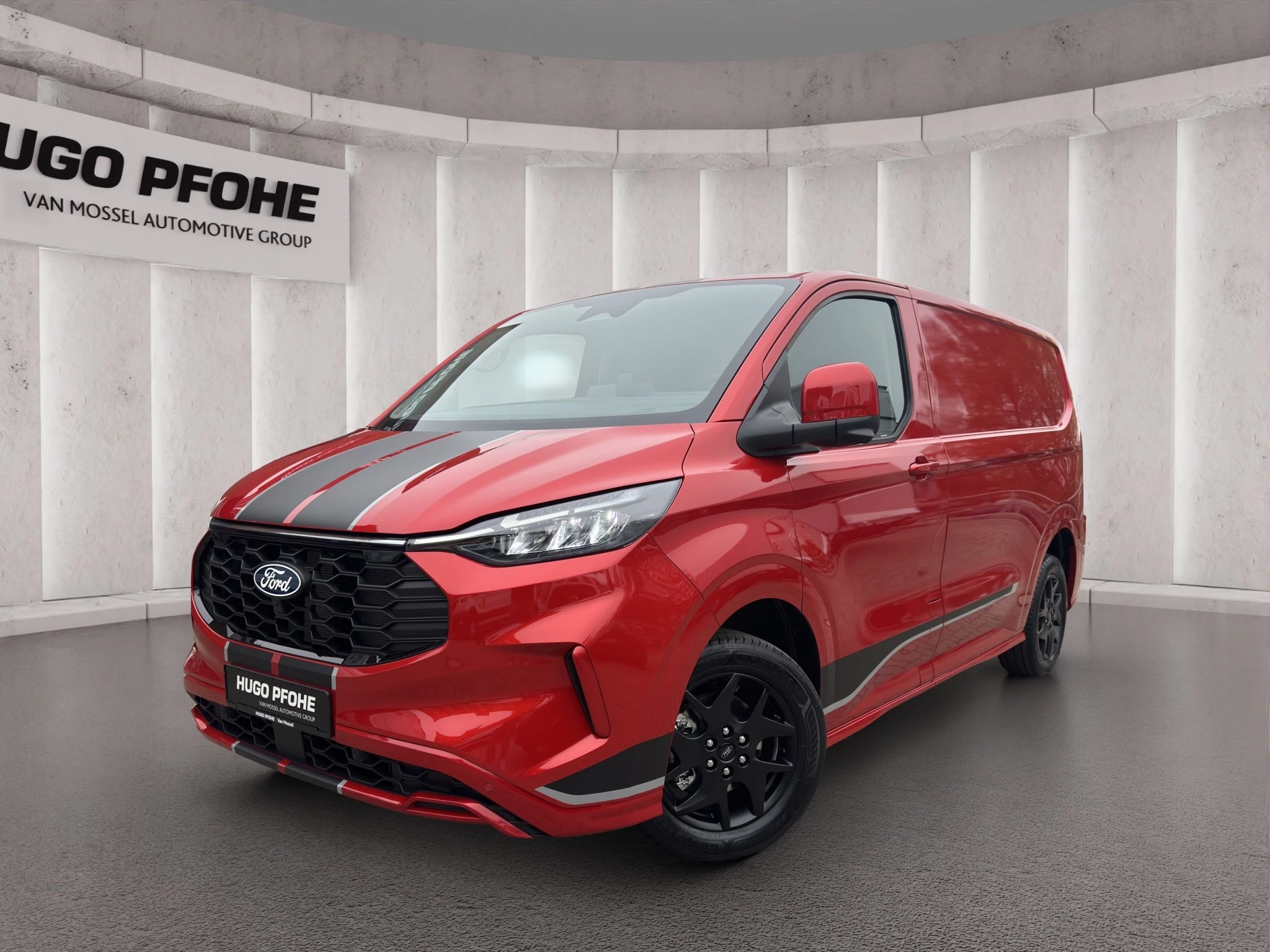 Ford-Transit Custom-image-0