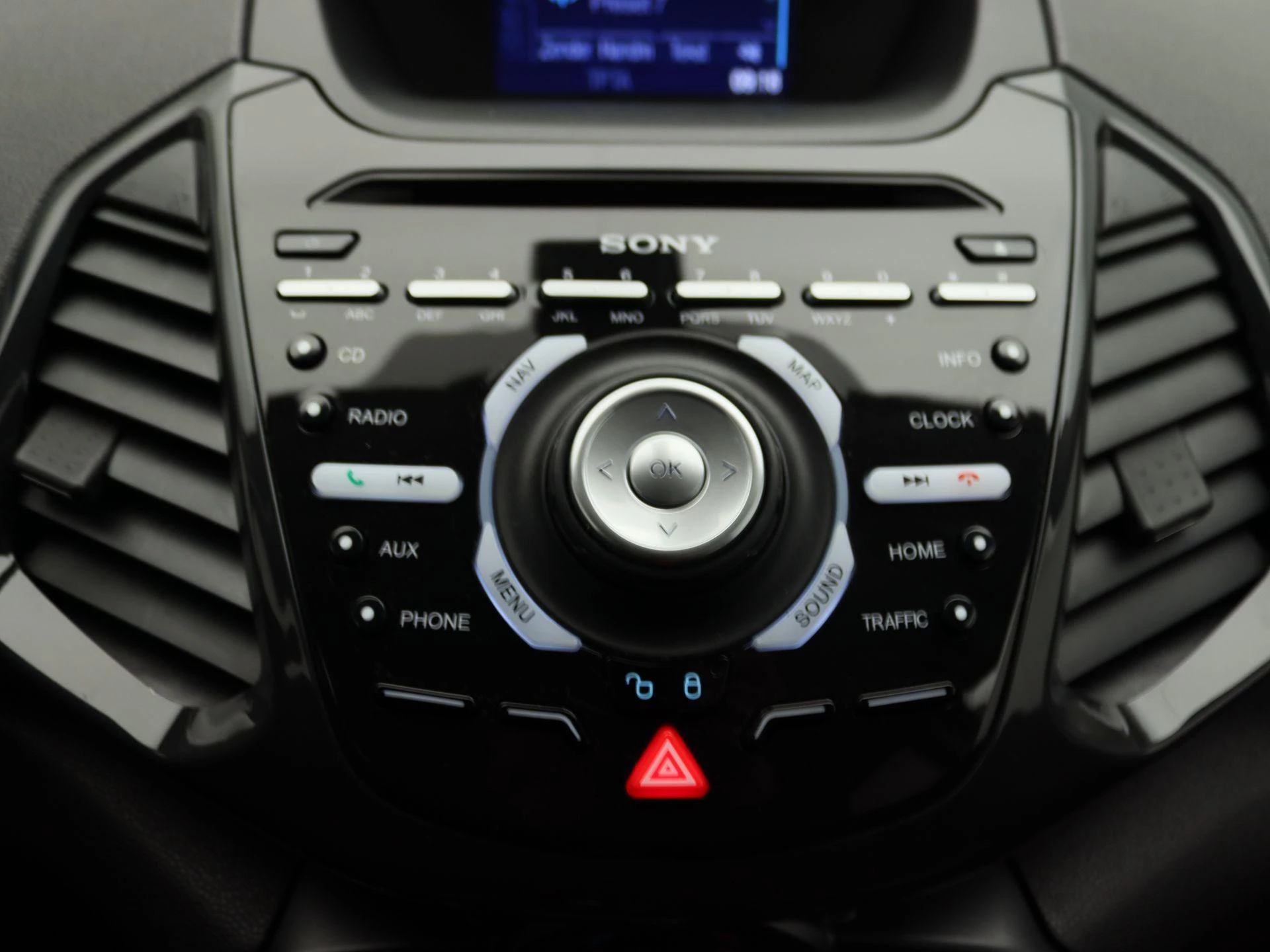 Ford-EcoSport-image-9