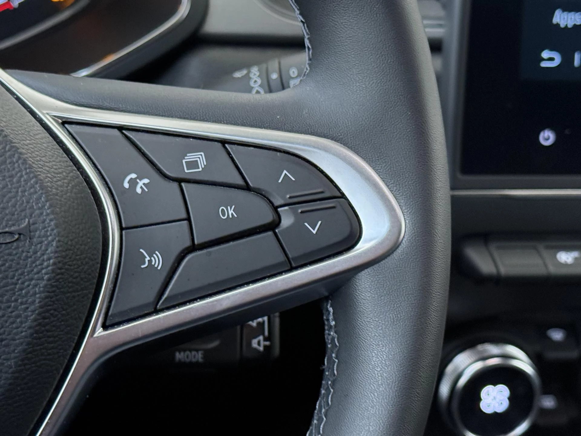Renault-Captur-image-13