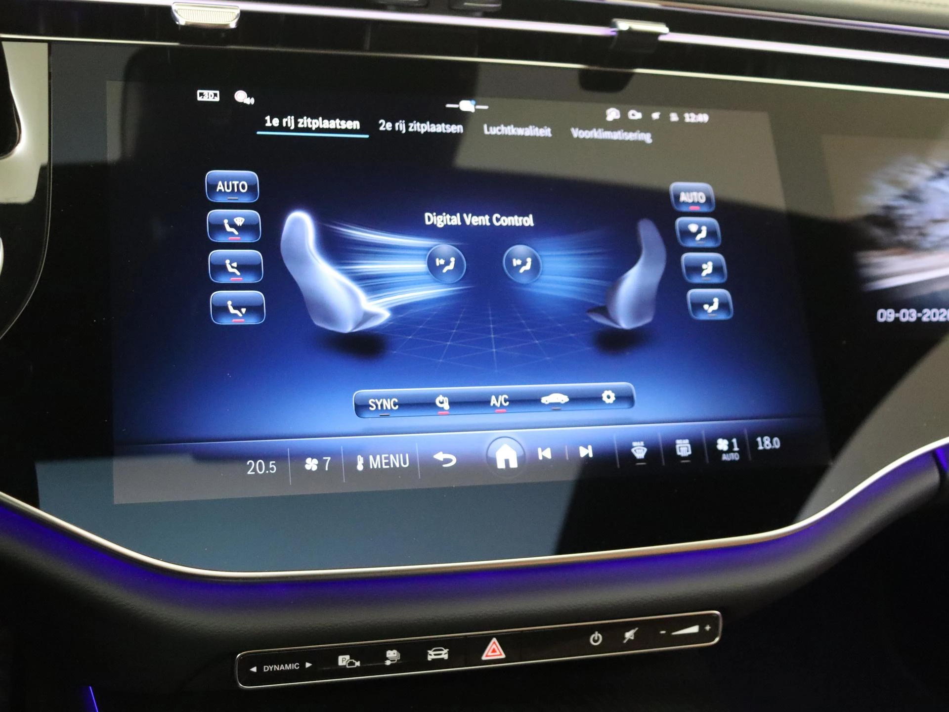 Mercedes-Benz-E-Klasse-image-18