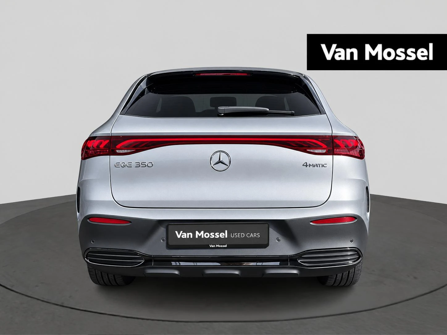 Mercedes-Benz-EQE-image-3