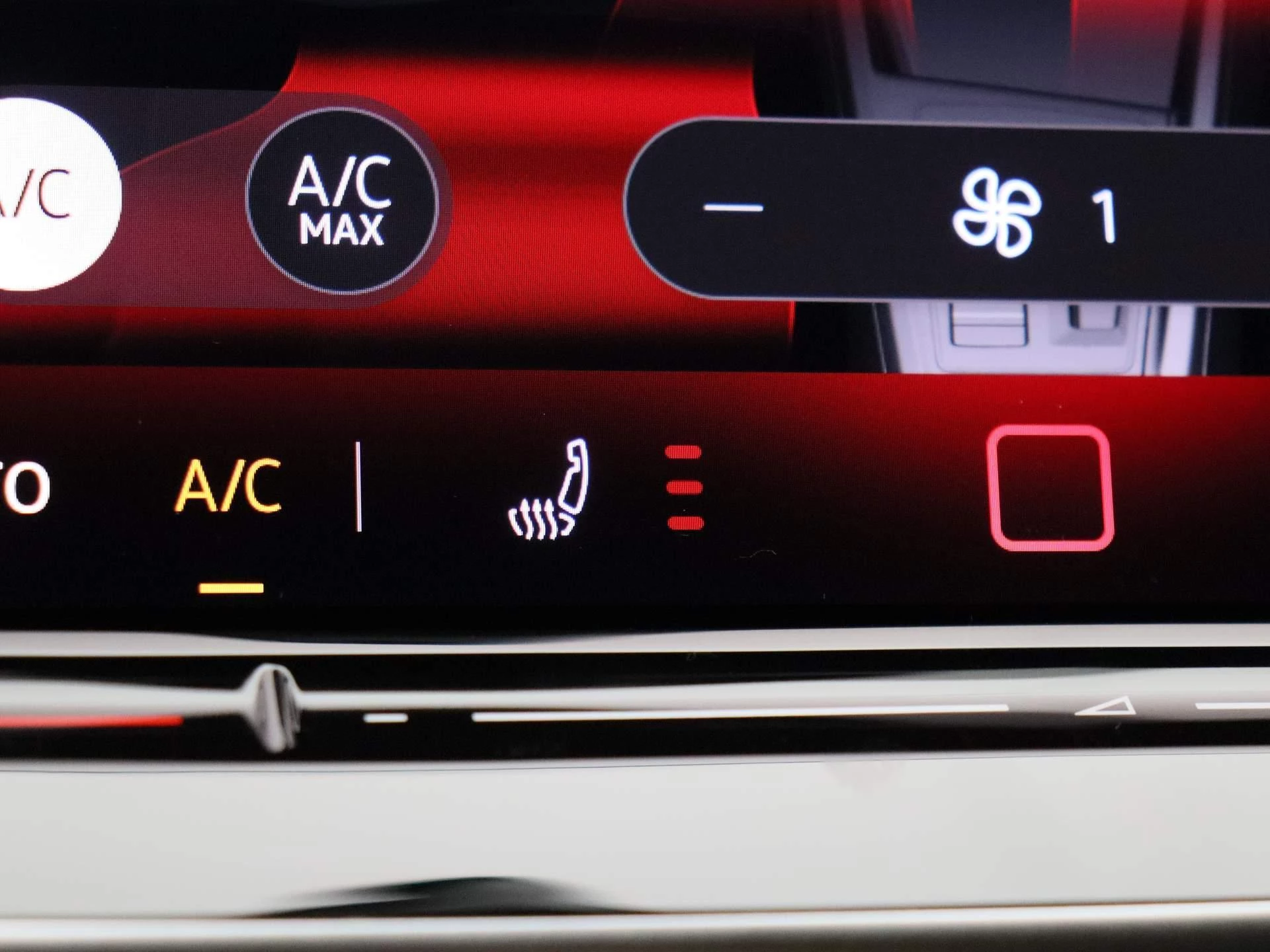 Volkswagen-Golf-image-22