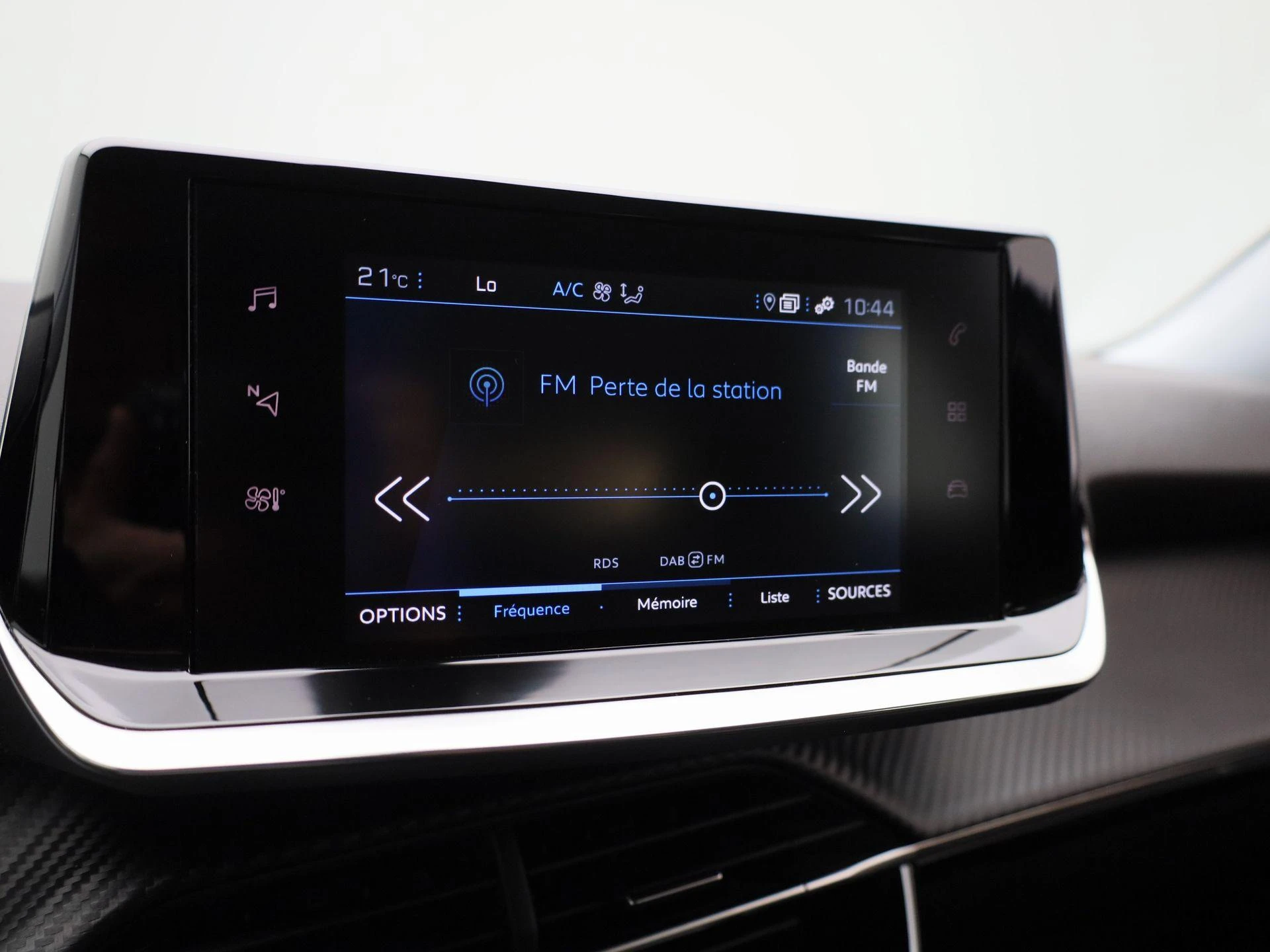 Peugeot-2008-image-27