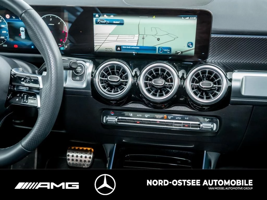 Mercedes-Benz GLB 200 d AMG LINE AHK PDC NIGHT PANO MULTIBEAM AMG LineX247 GLB 200 d AMG LINE AHK PDC NIGHT PANO MULTIBEAM AMG Line
