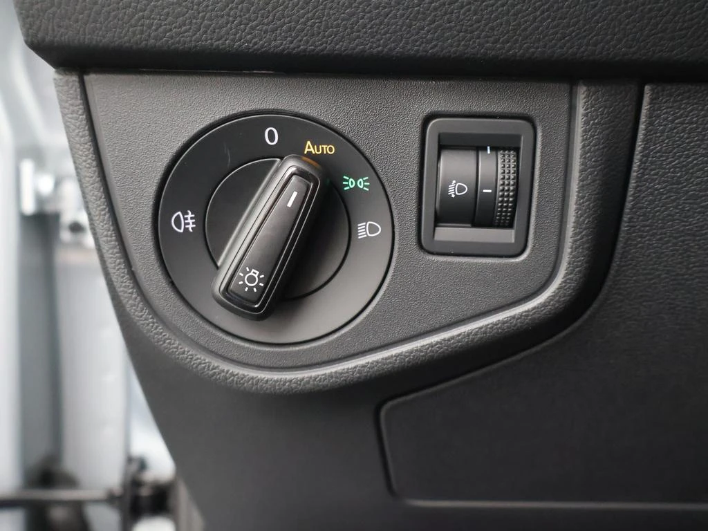Volkswagen-Taigo-image-19