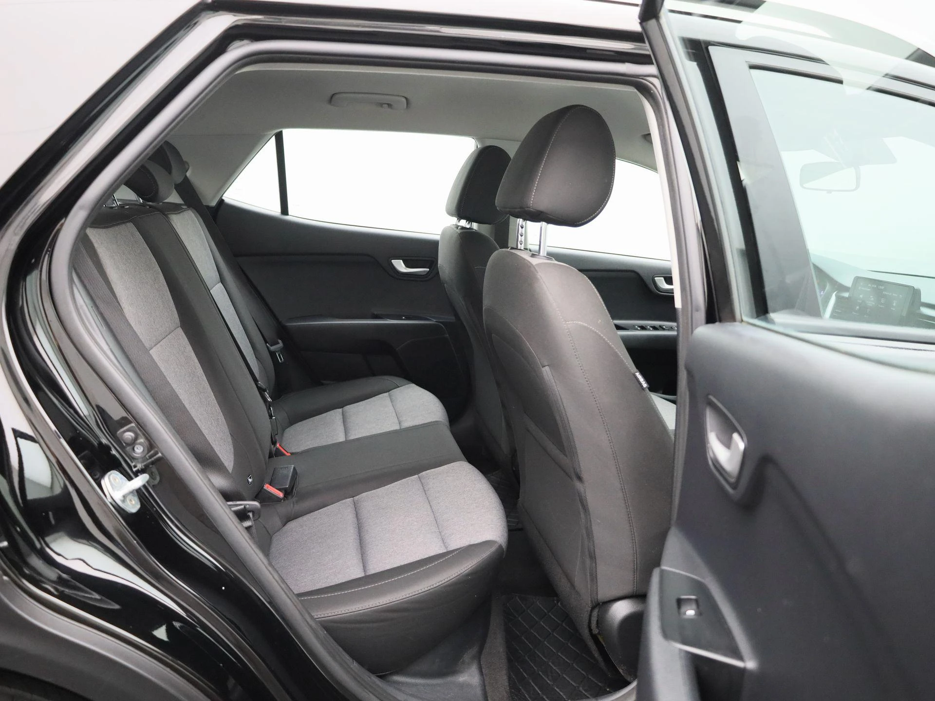 Kia-Stonic-image-29