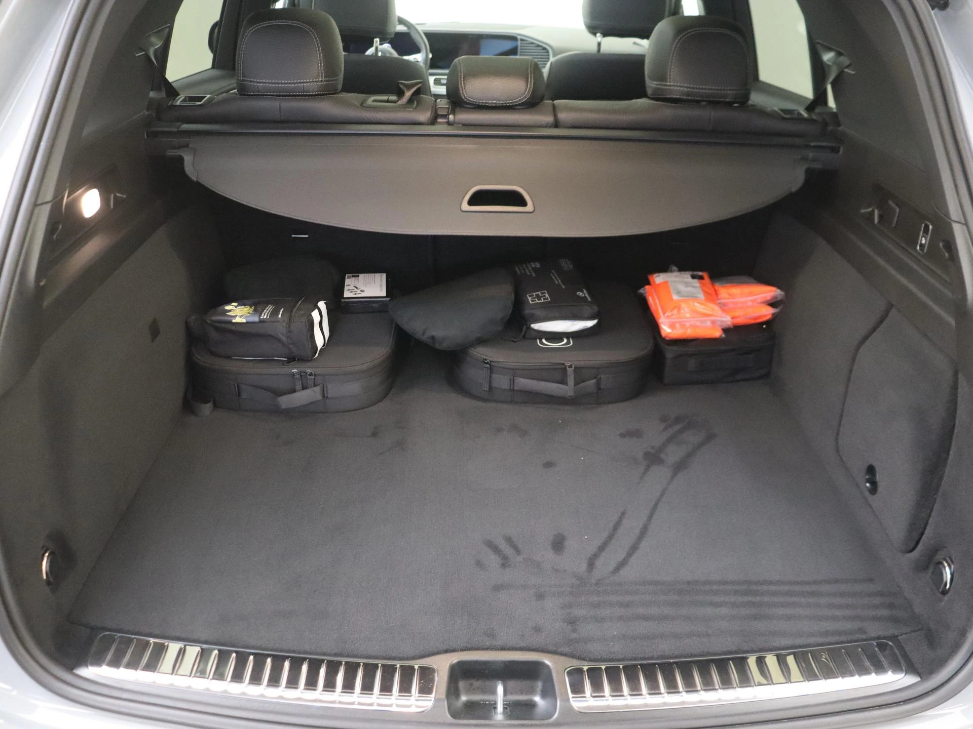 Mercedes-Benz-GLE-image-30