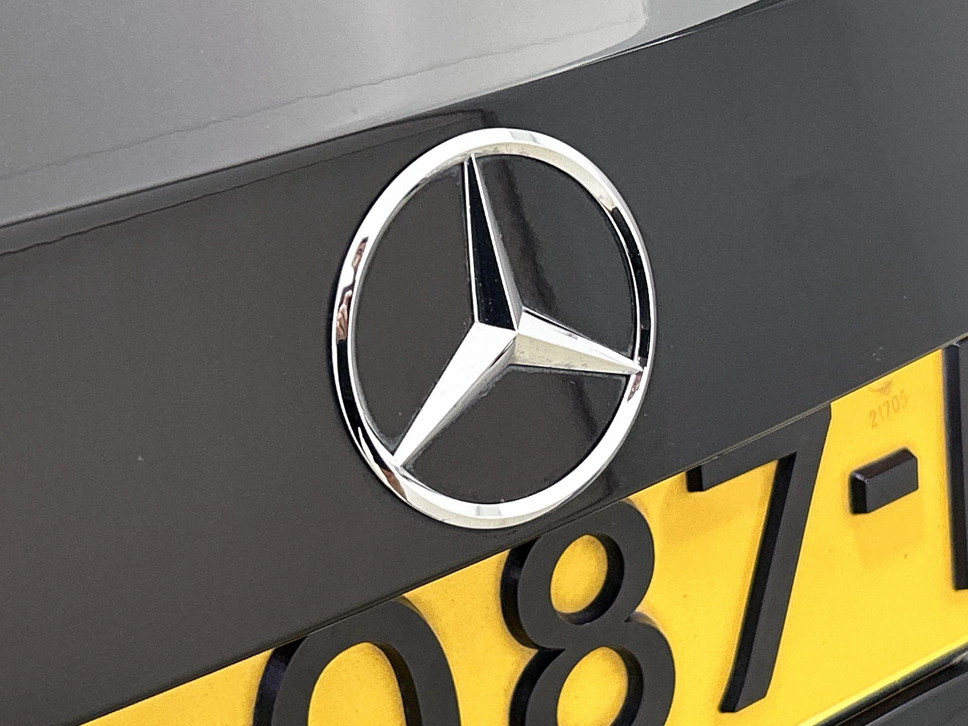 Mercedes-Benz-CLA-image-24