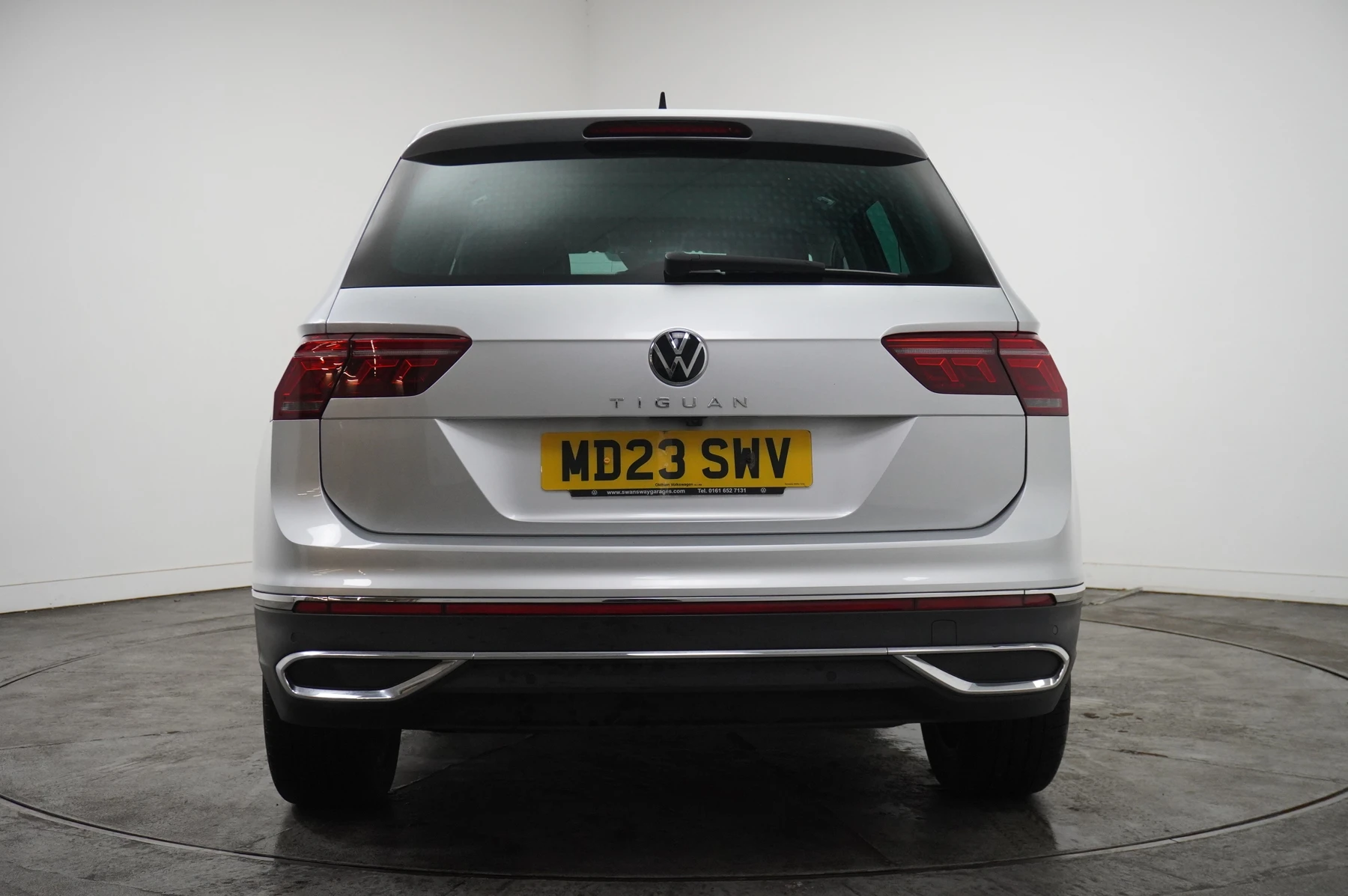 Volkswagen-Tiguan-image-18