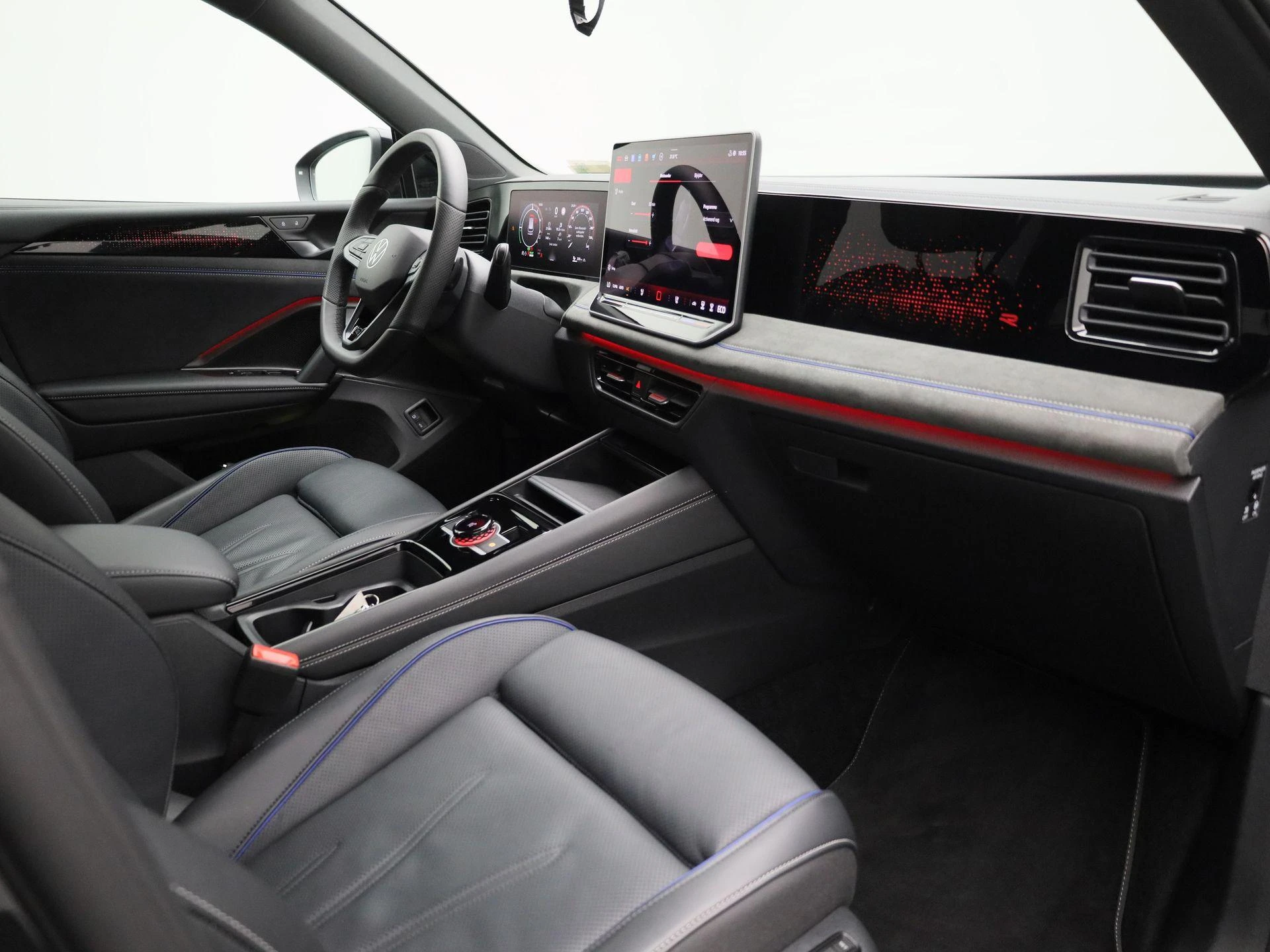 Volkswagen-Tiguan-image-39