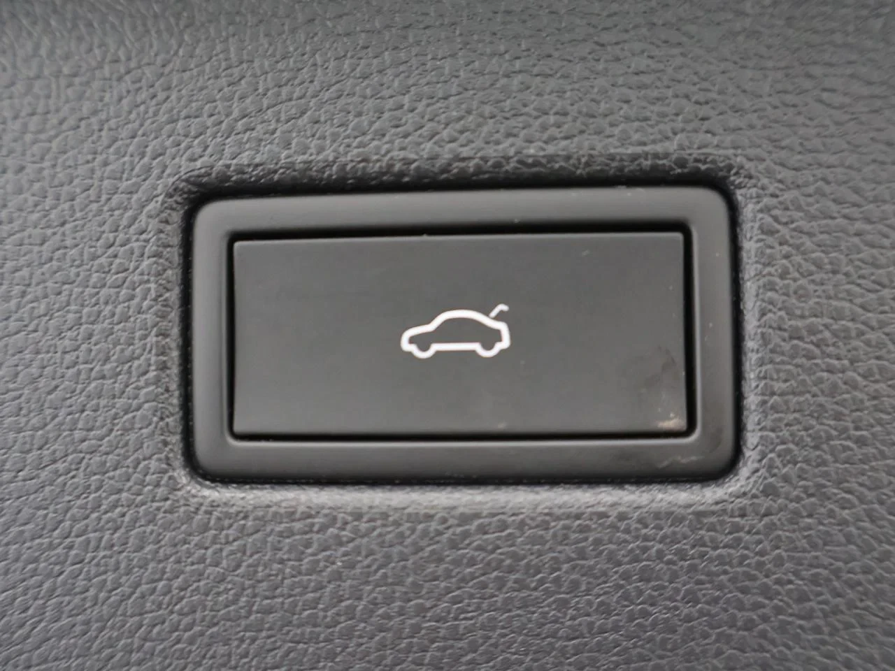 Volkswagen Tiguan eHybrid (PHEV) Tiguan eHybrid 1.4 Life Business 245PK *AUTOMAAT*VIRTUAL COCKPIT*NAVI*APP-CONNECT*CAMERA*PDC*ACC*AIRCO*...*