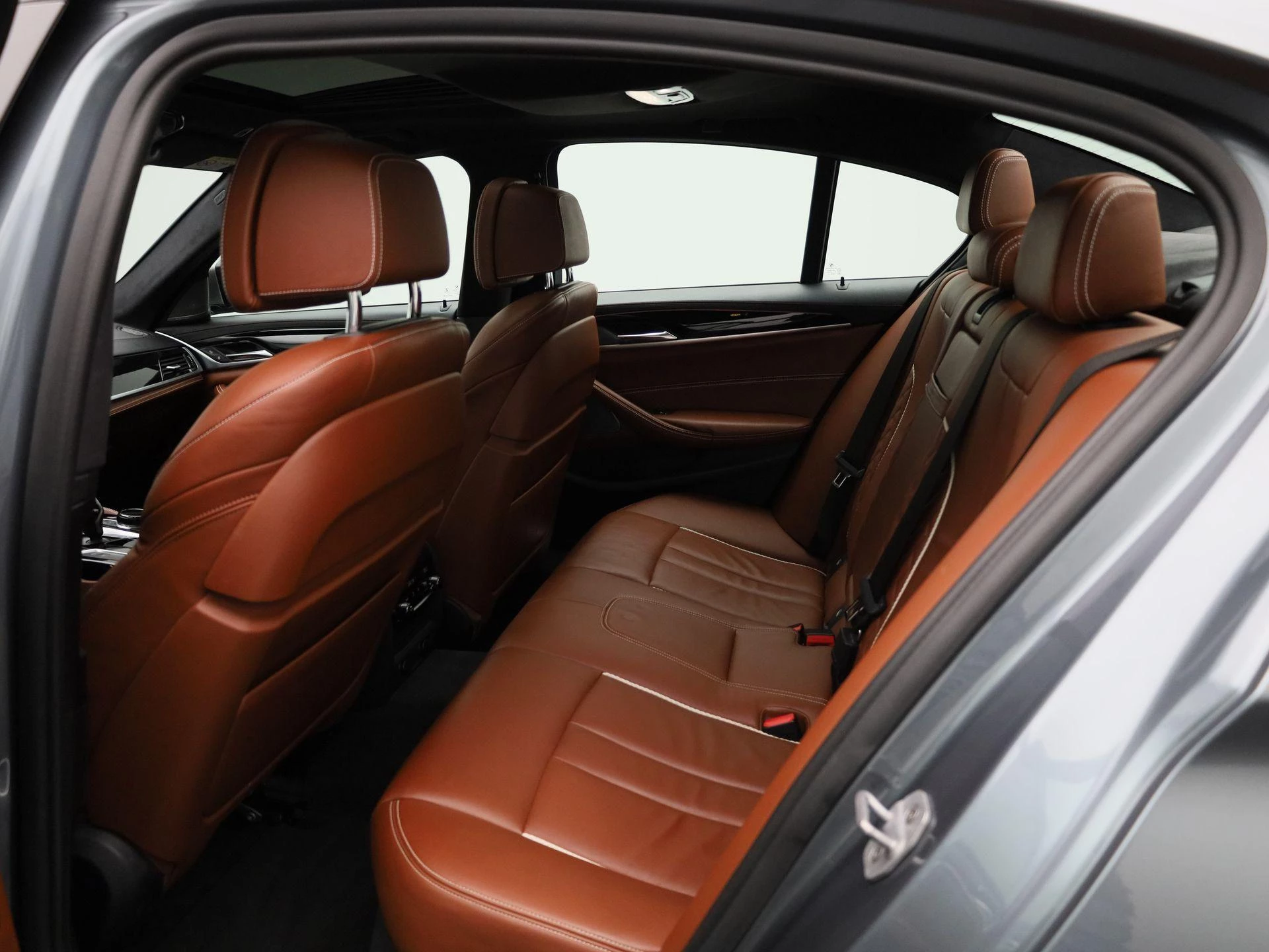 BMW 5 Serie M550i xDrive High Executive