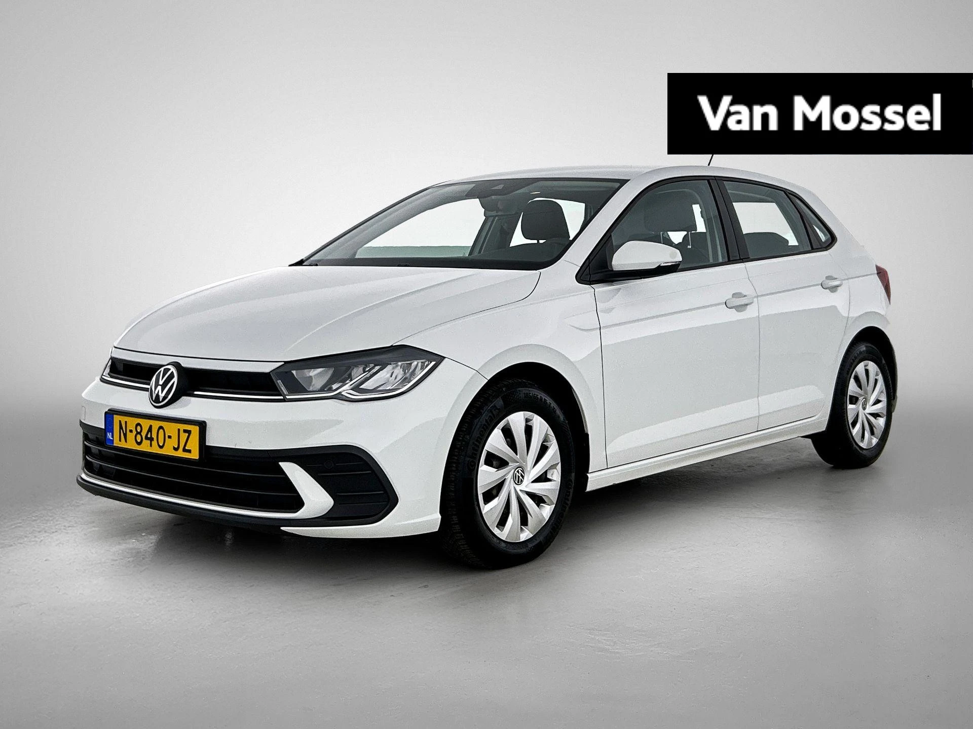 Volkswagen-Polo-image-0