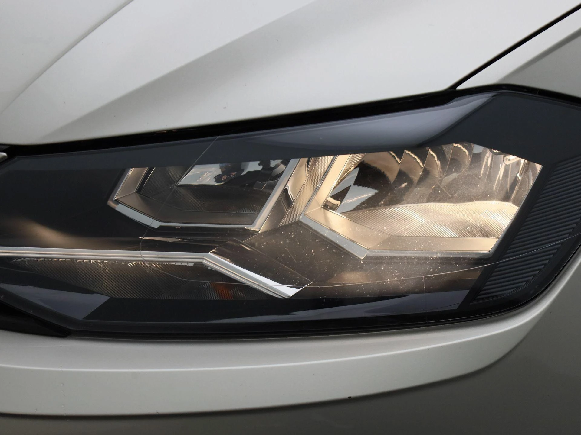 Volkswagen-Polo-image-13