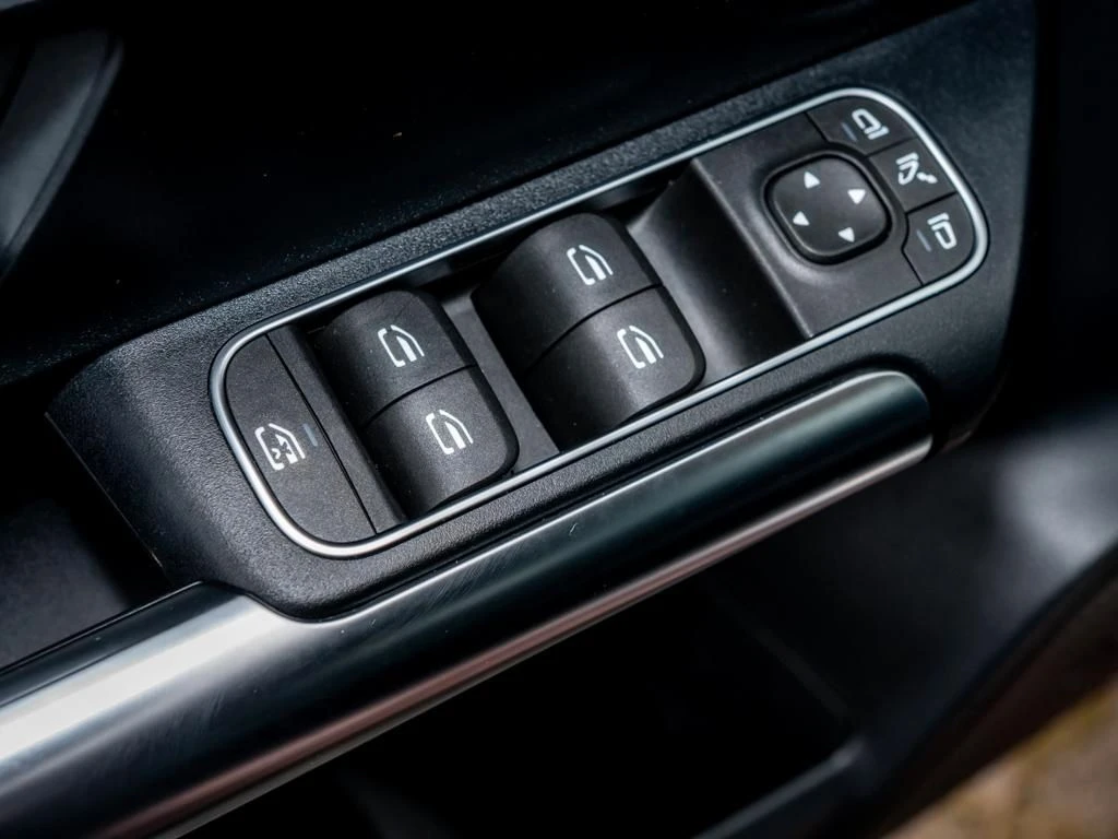 Mercedes-Benz-B-Klasse 180-image-14
