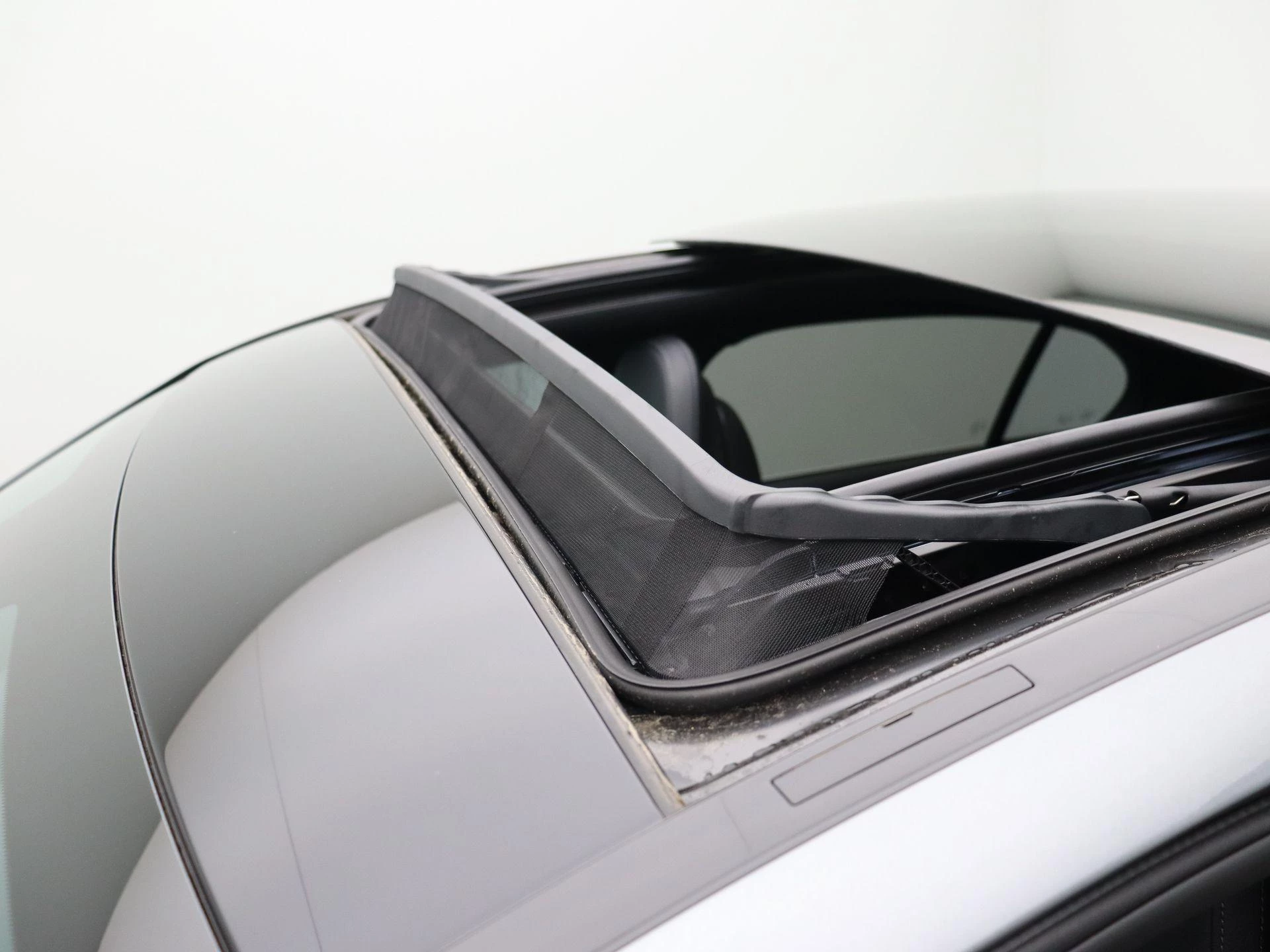 Mercedes-Benz C-Klasse 200 Luxury Line + PANORAMISCH DAK + LEDER +