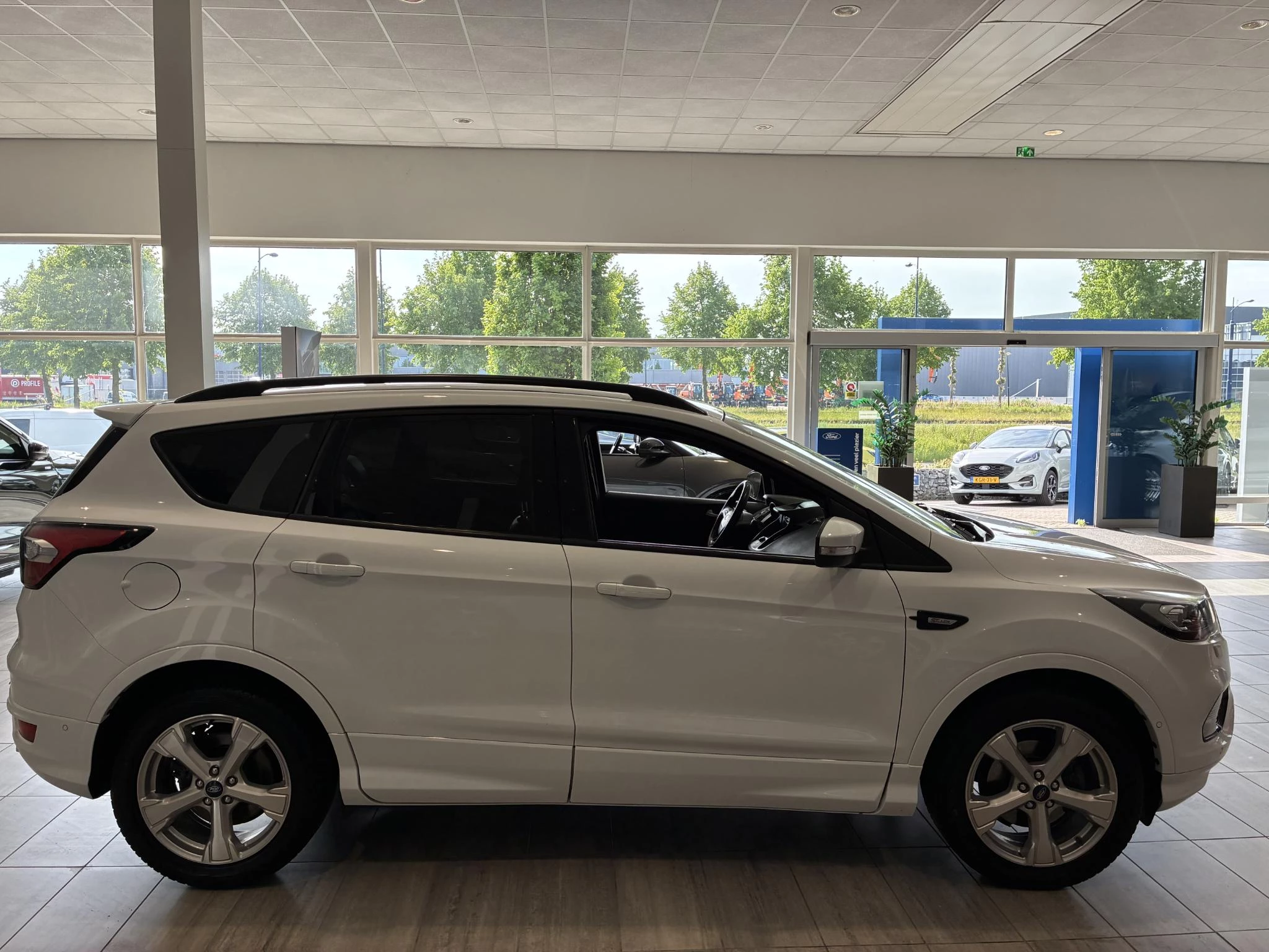 Ford-Kuga-image-5