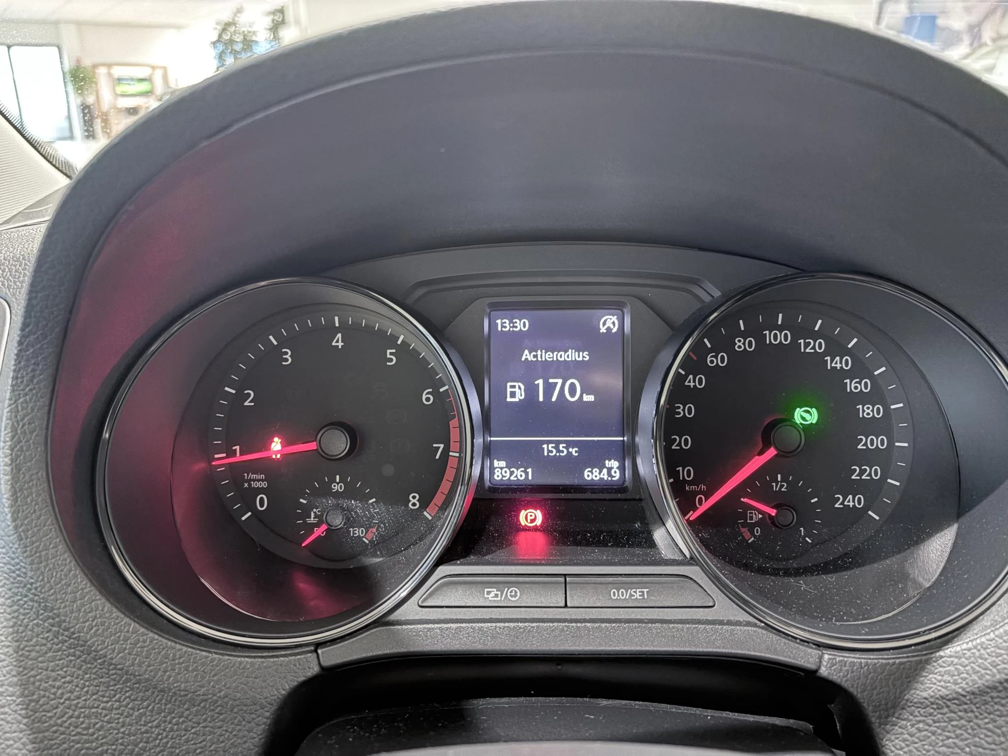 Volkswagen-Polo-image-15