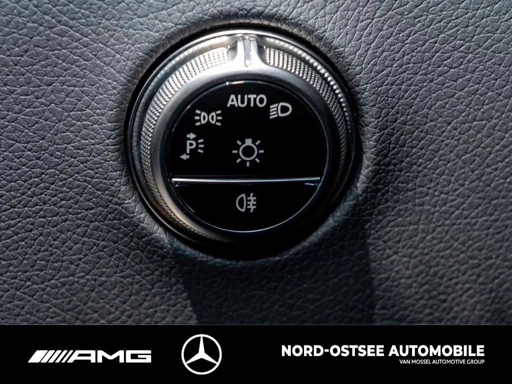 Mercedes-Benz GLC 200 4M EDITION AMG MEMORY 360 AHK NAVI TEMPO AMG Line