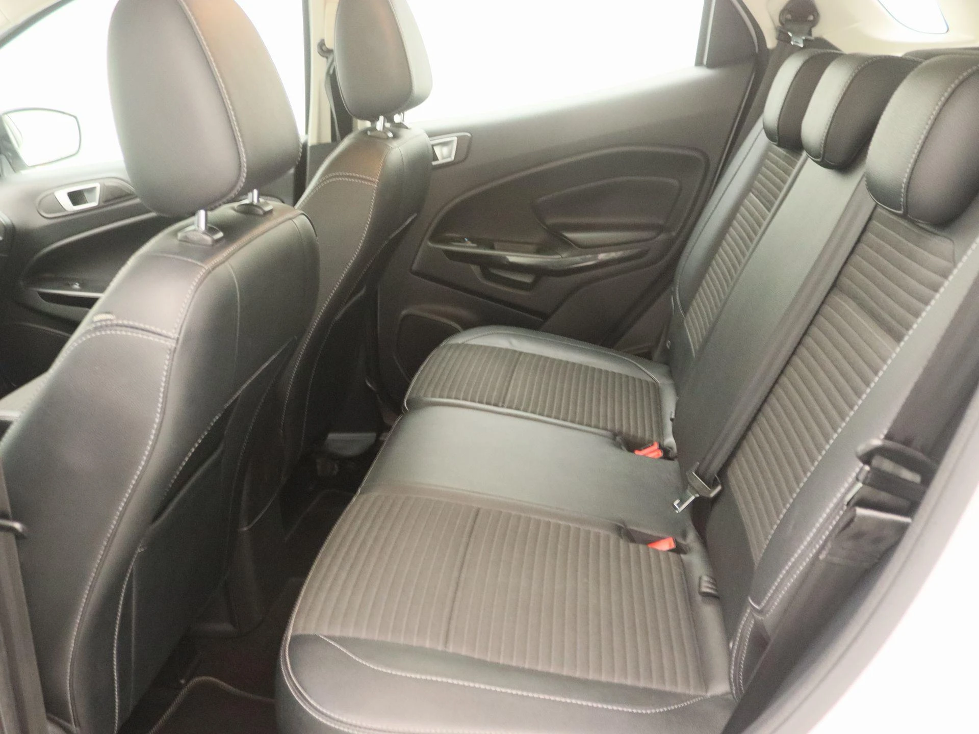 Ford-EcoSport-image-11