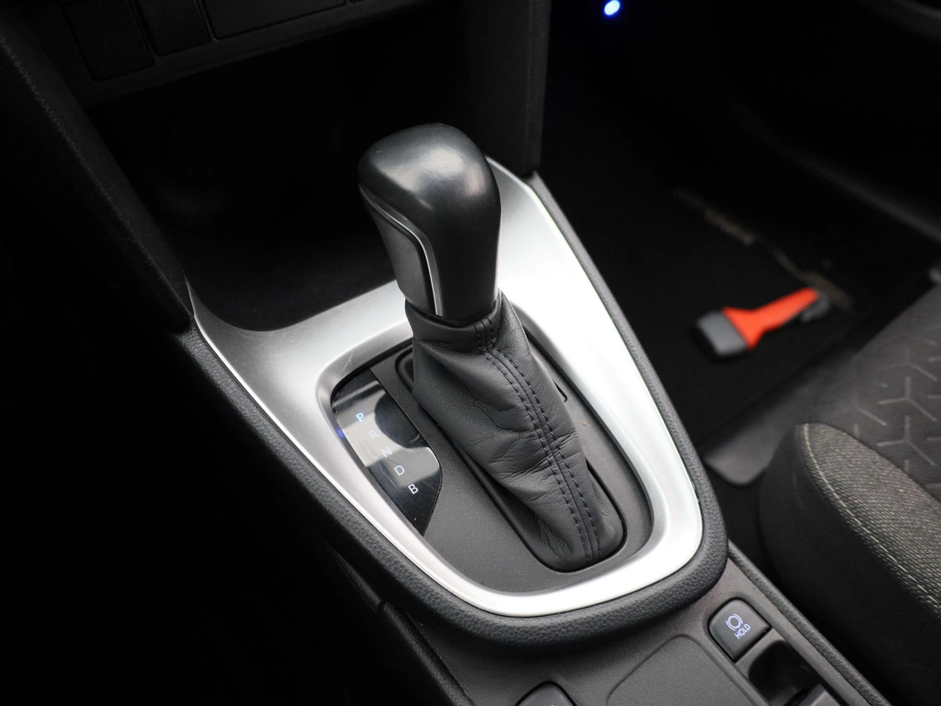Toyota-Yaris Cross-image-25