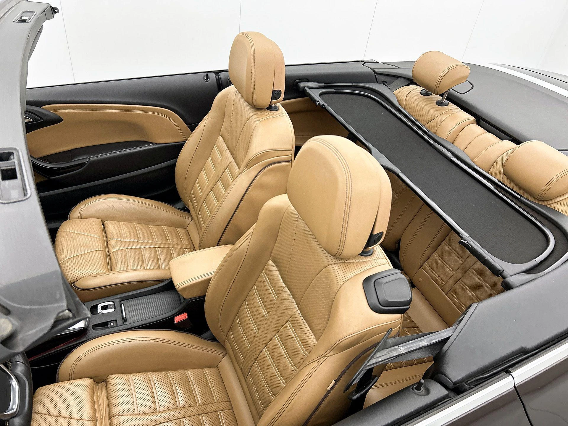 Opel-Cascada-image-29
