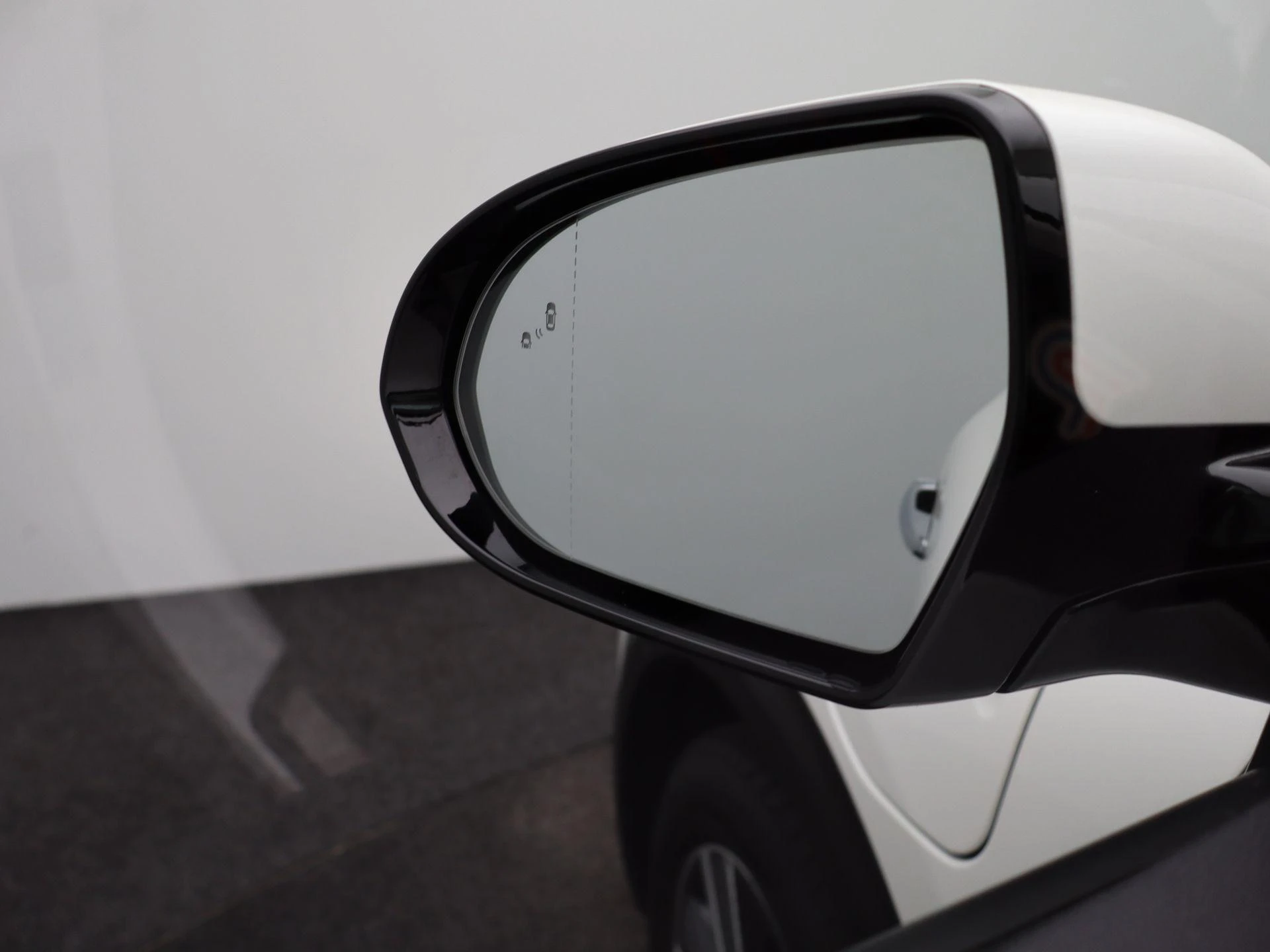 Kia-Niro-image-28