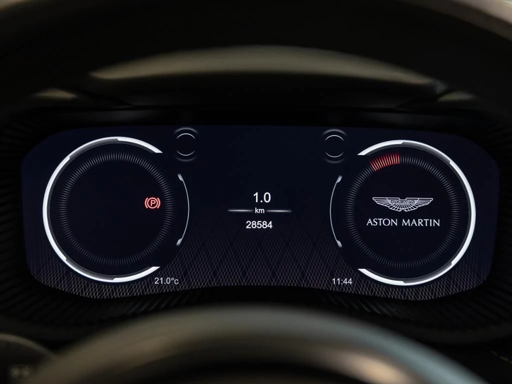Aston Martin DBX 707 Aston Martin Hamburg