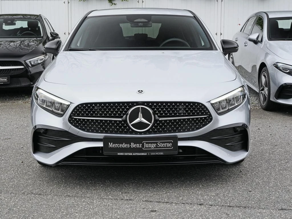 Mercedes-Benz-A-Klasse 200-image-3