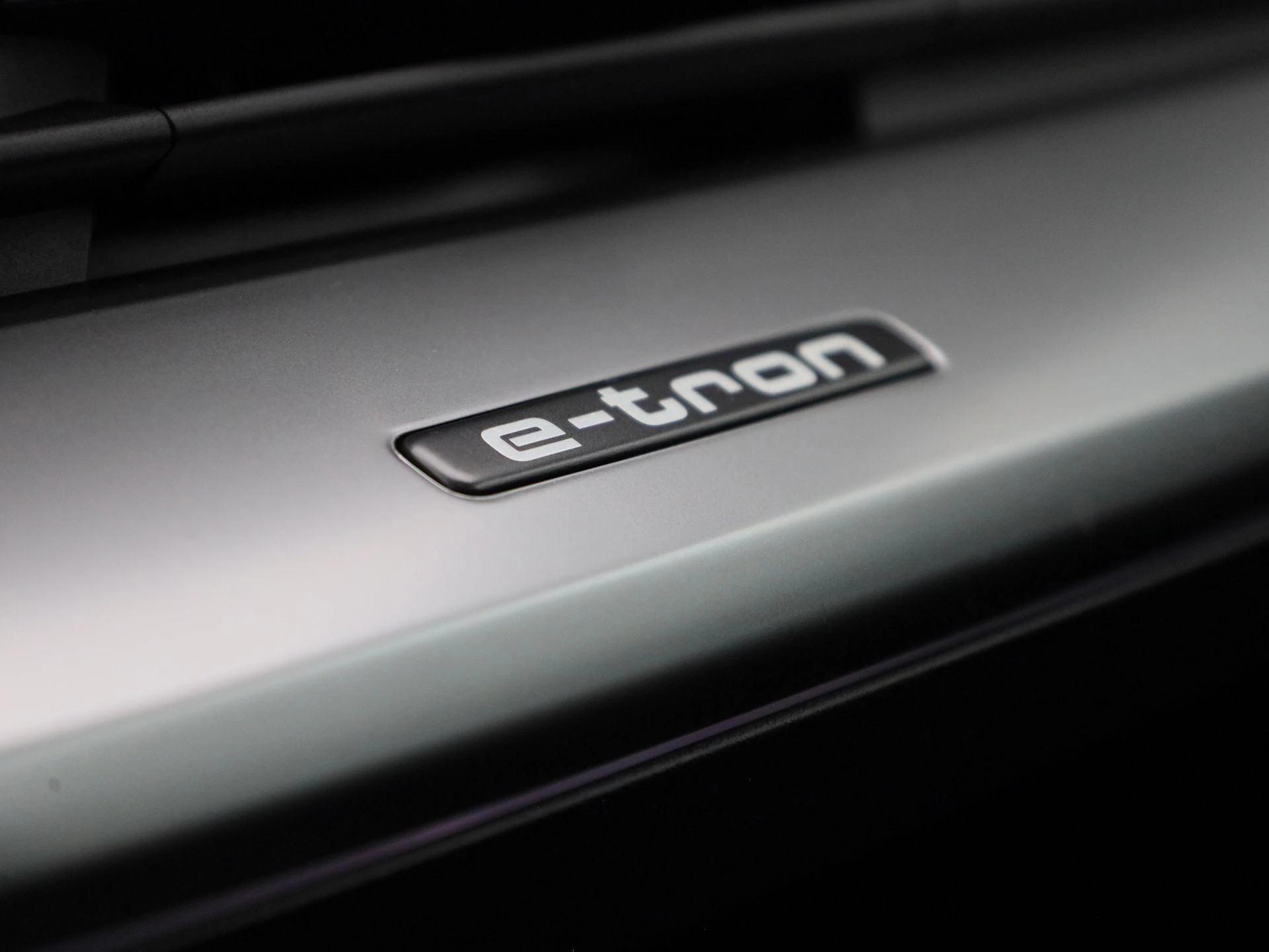Audi-Q4 e-tron-image-25
