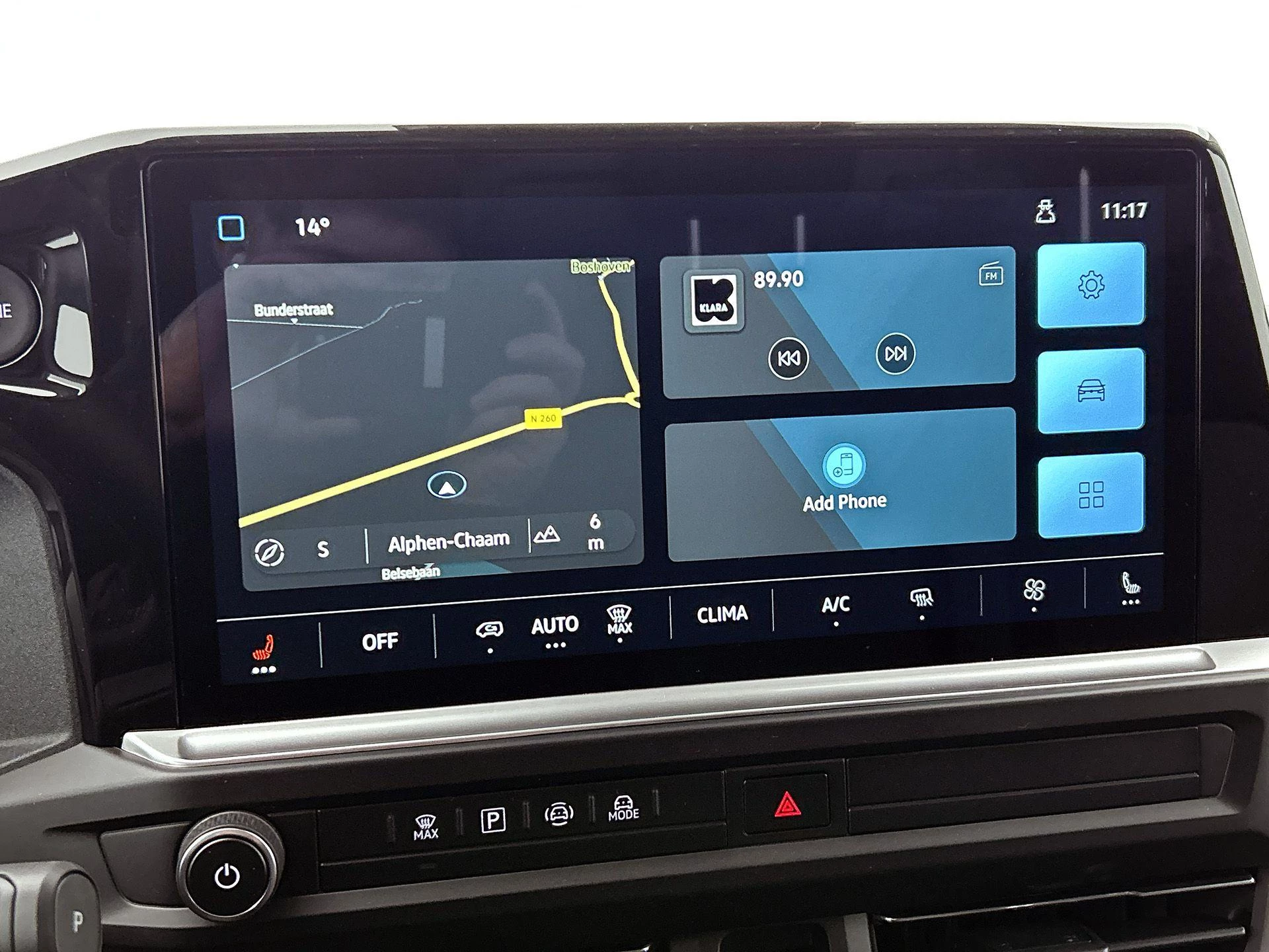 Volkswagen-e-Transporter-image-39