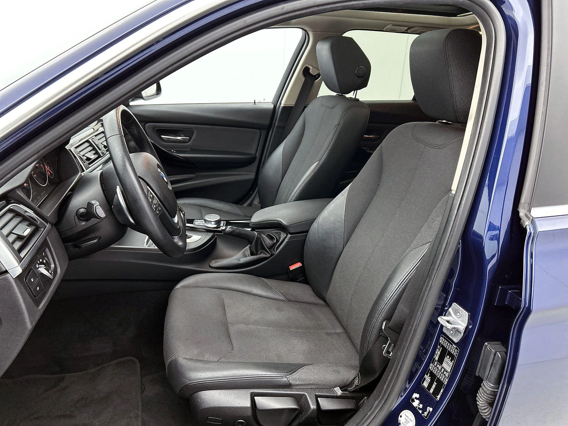 BMW-3 Serie-image-42