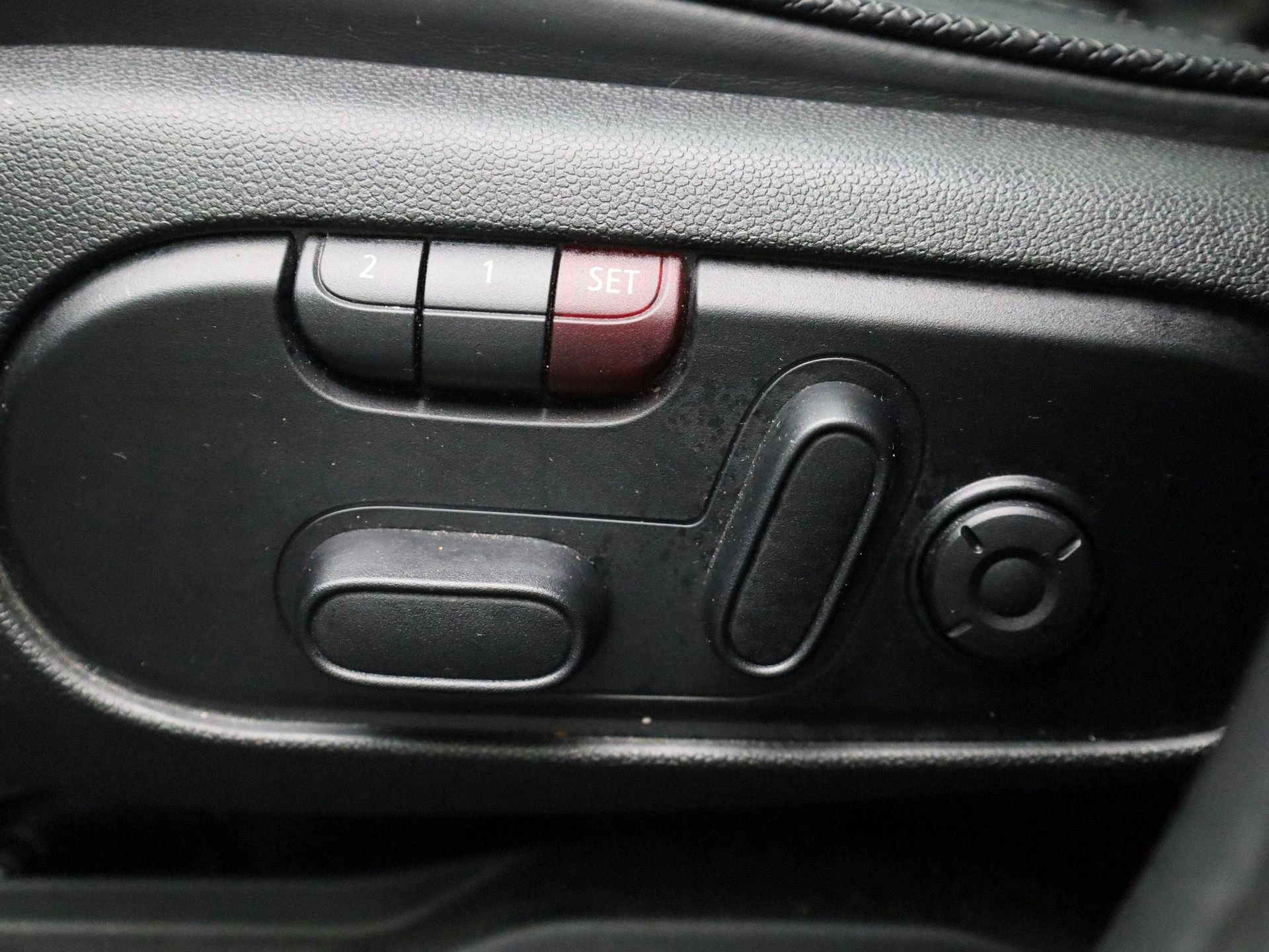 MINI-Countryman-image-36