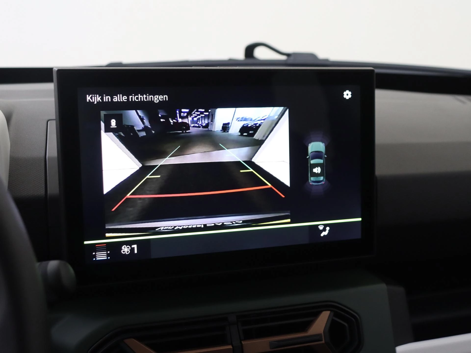 Dacia-Spring-image-17