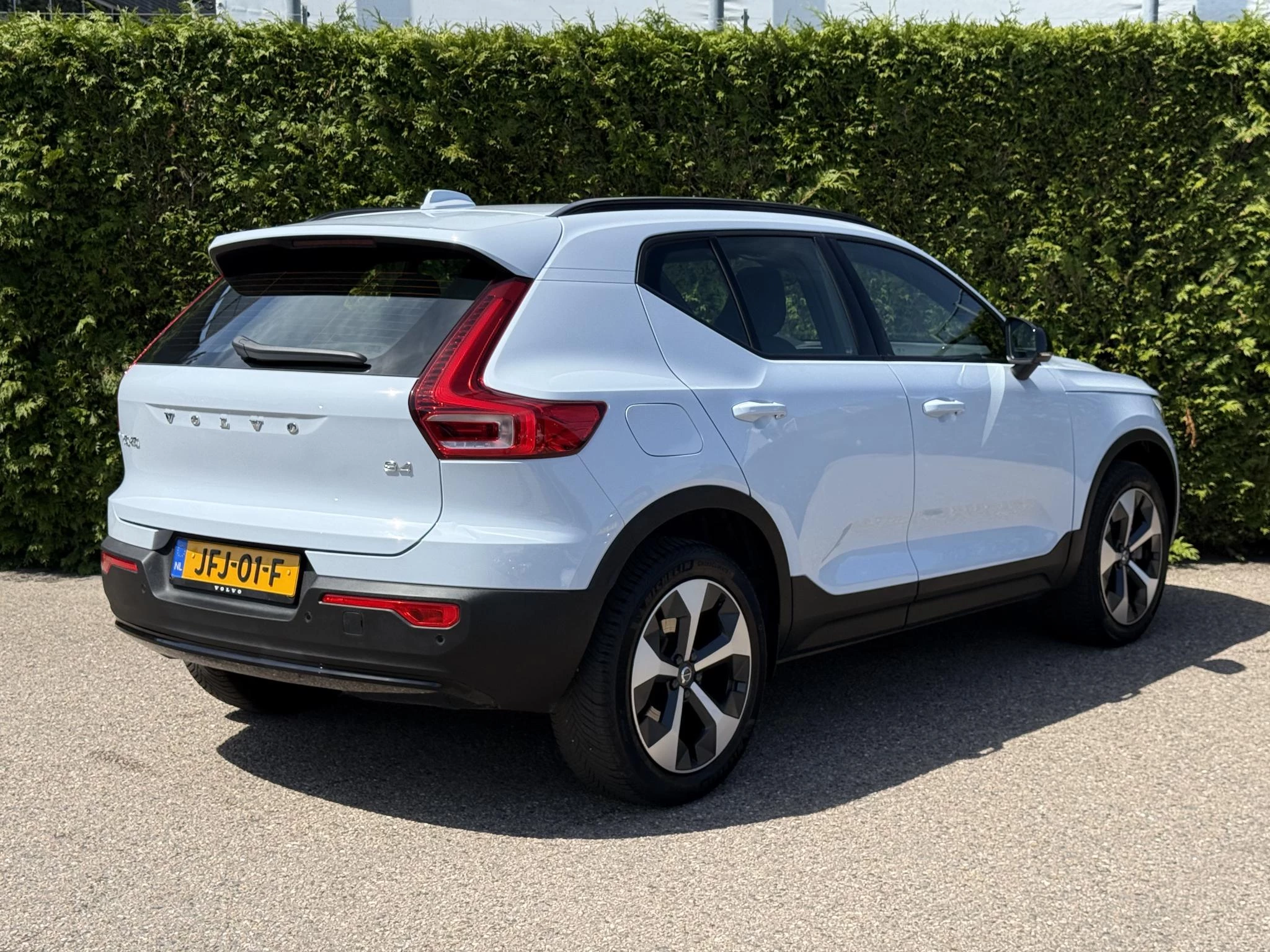 Volvo-XC40-image-6