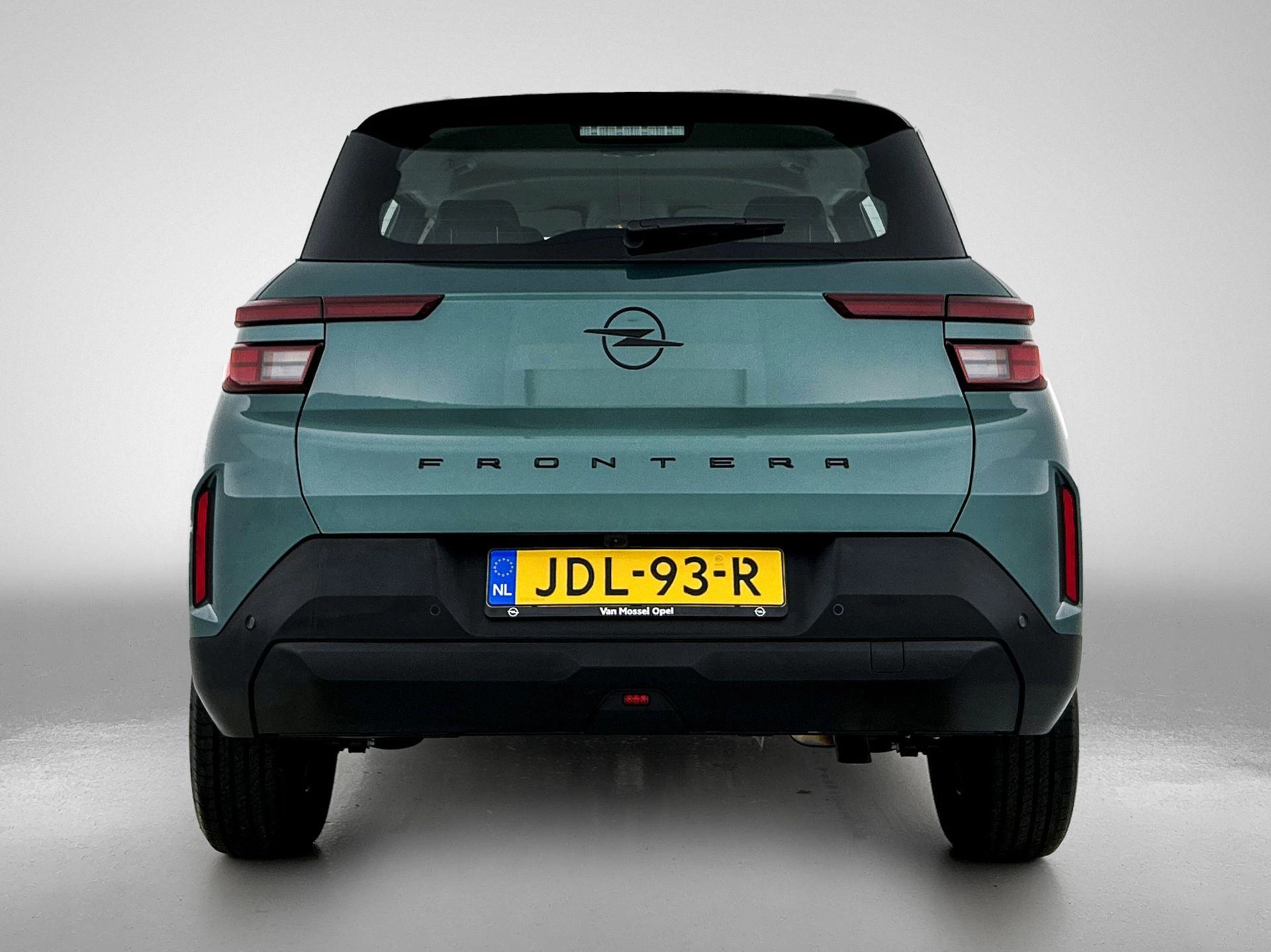 Opel-Frontera-image-2