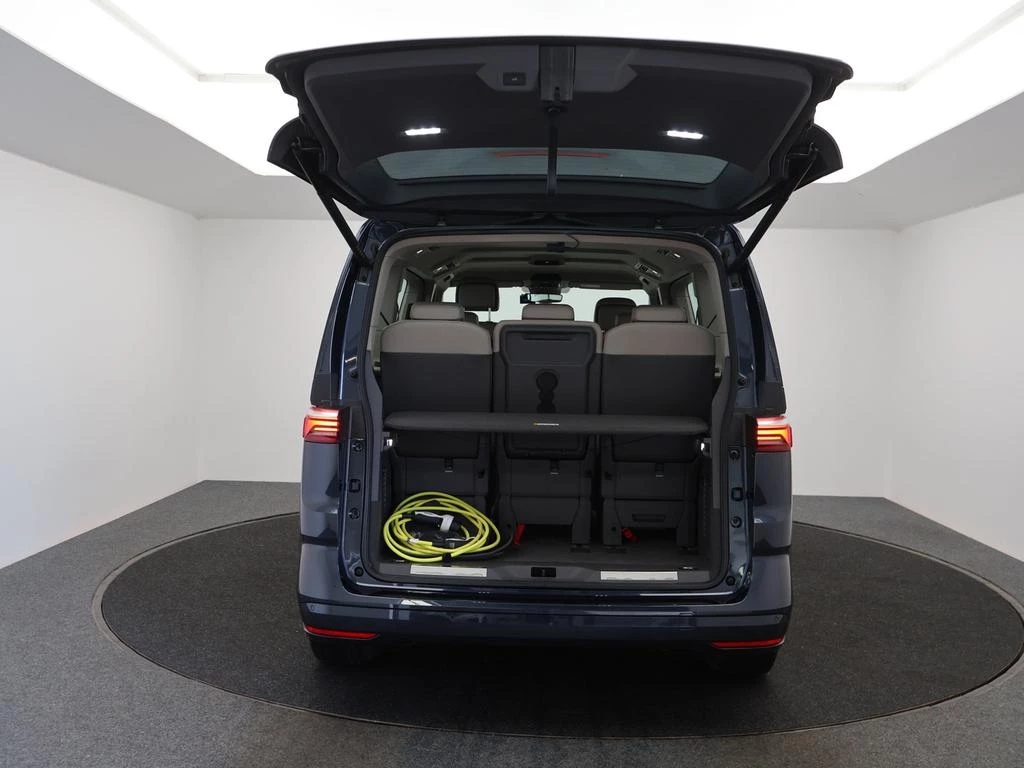 Volkswagen Multivan T7 eHybrid Multivan Style Korte versie 1.5 eHybrid 4X4 245PK *AUTOMAAT*7 ZITPLAATSEN*LEDER*ALCANTARA*CAMERA*PDC*NAVI*VIRTUAL COCKPIT*APP-CO