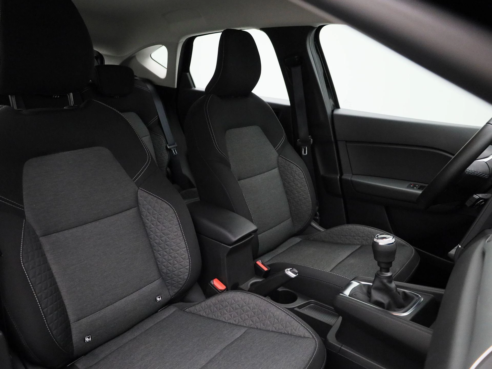 Renault-Captur-image-26