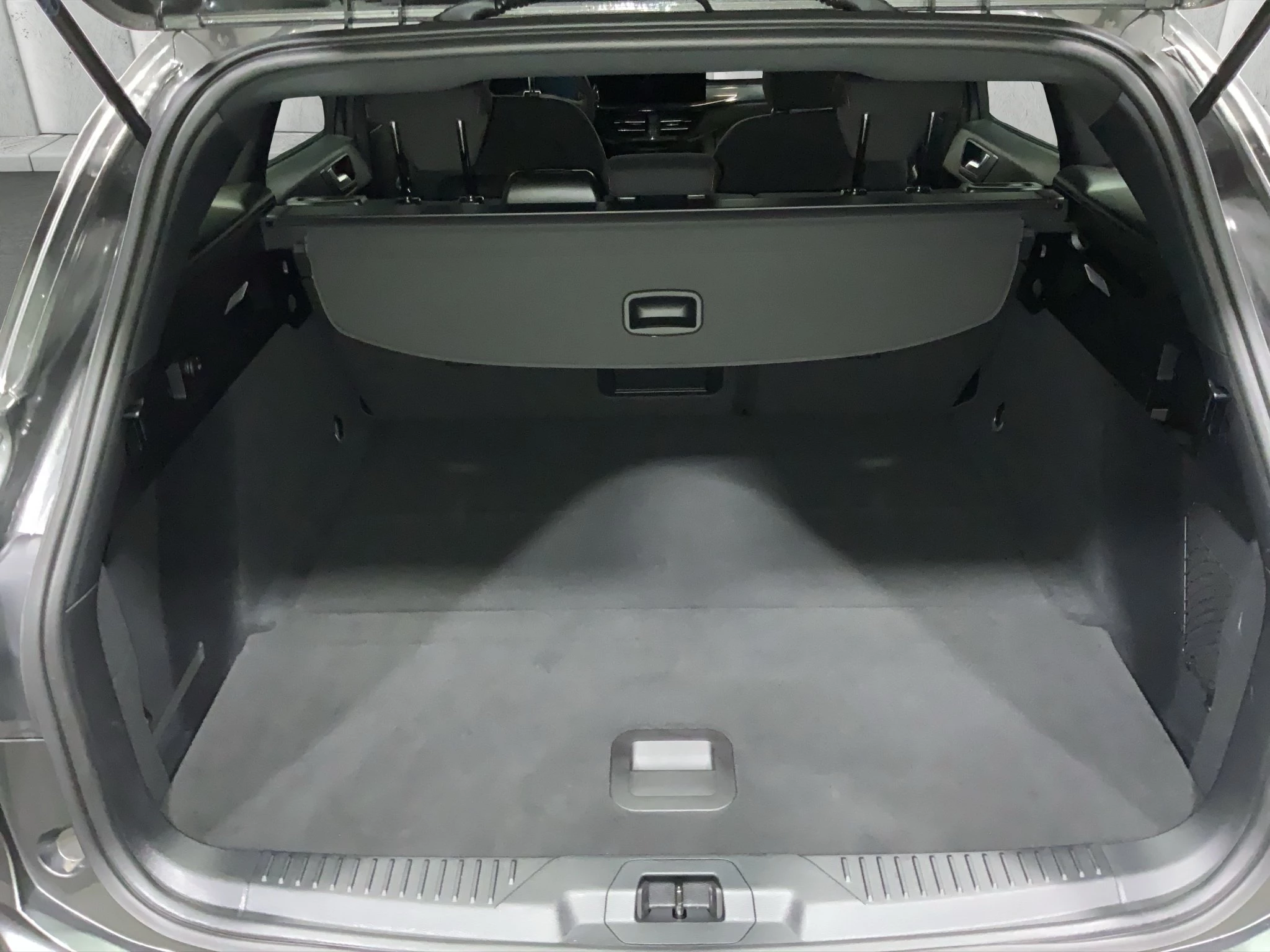 Ford Focus ST-Line X Turnier Aut.*AHK*ACC*HUD*KAM*NAVI*WINTER-PKT.
