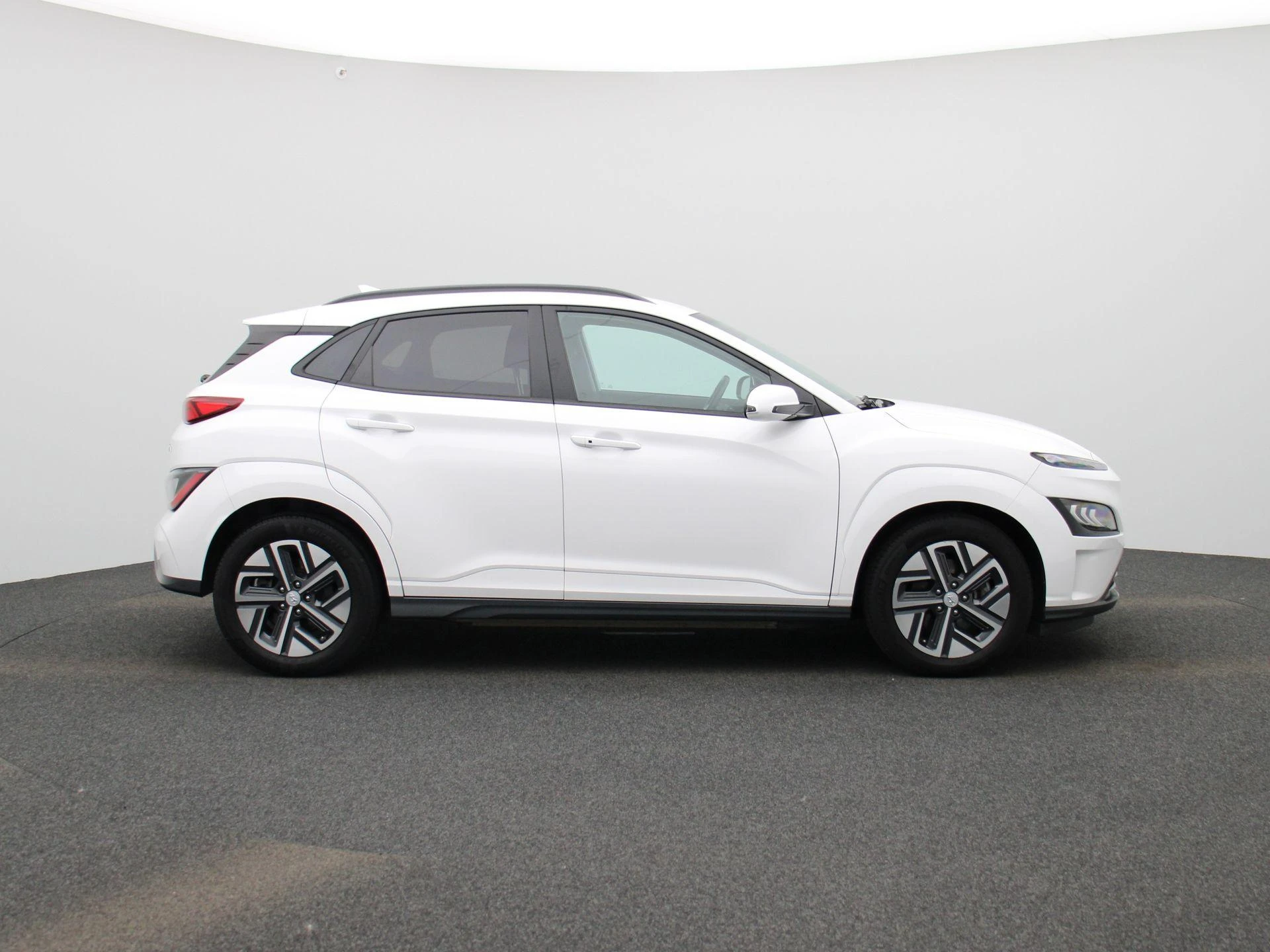 Hyundai-Kona-image-7